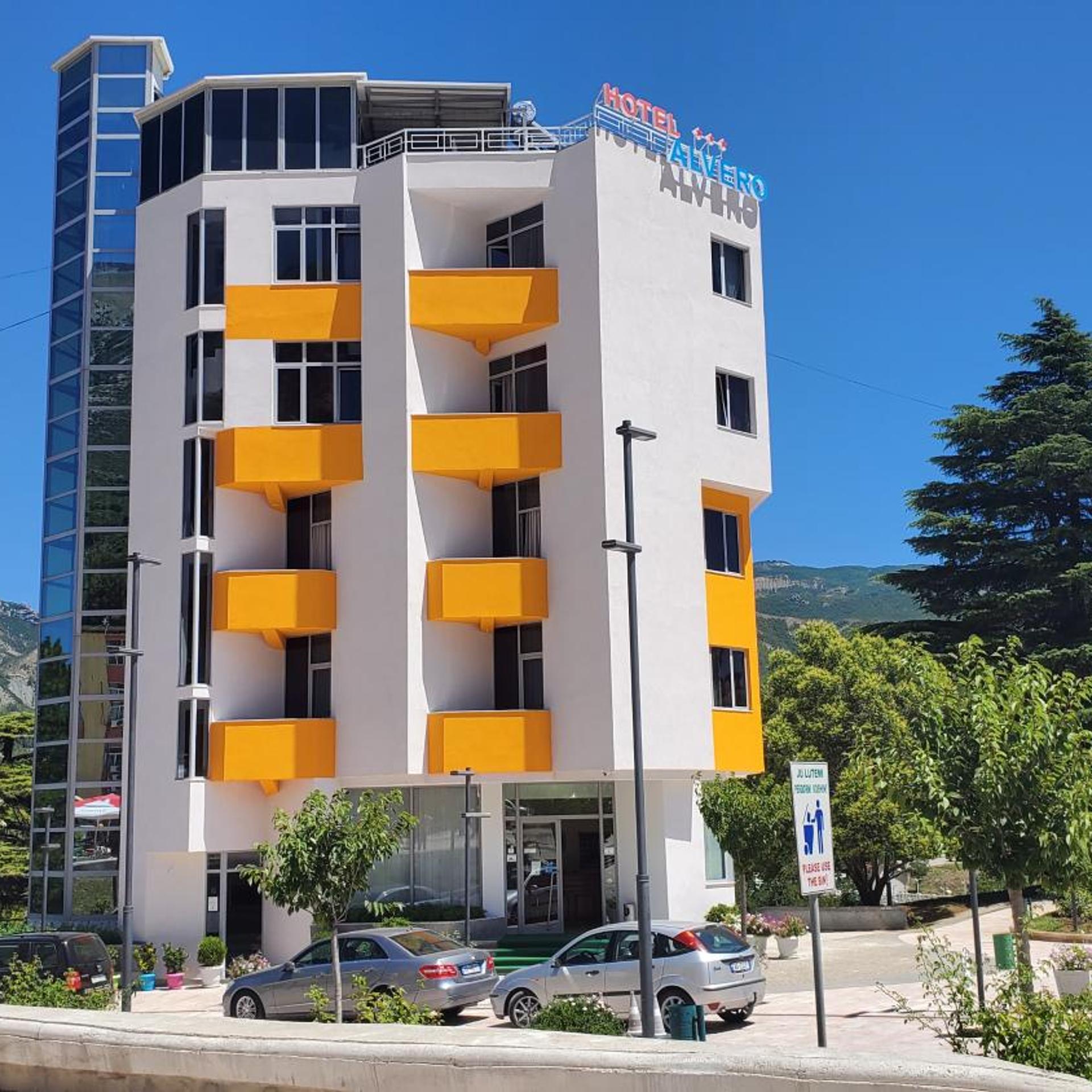 Alvero Hotel