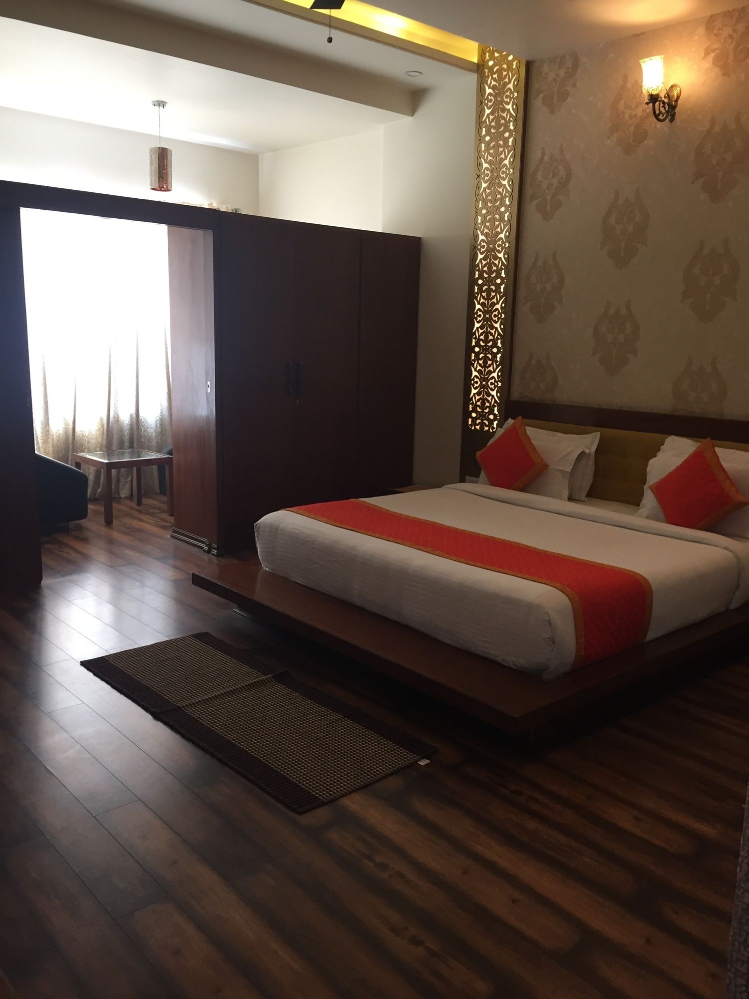 Golden Sands by One Hotels