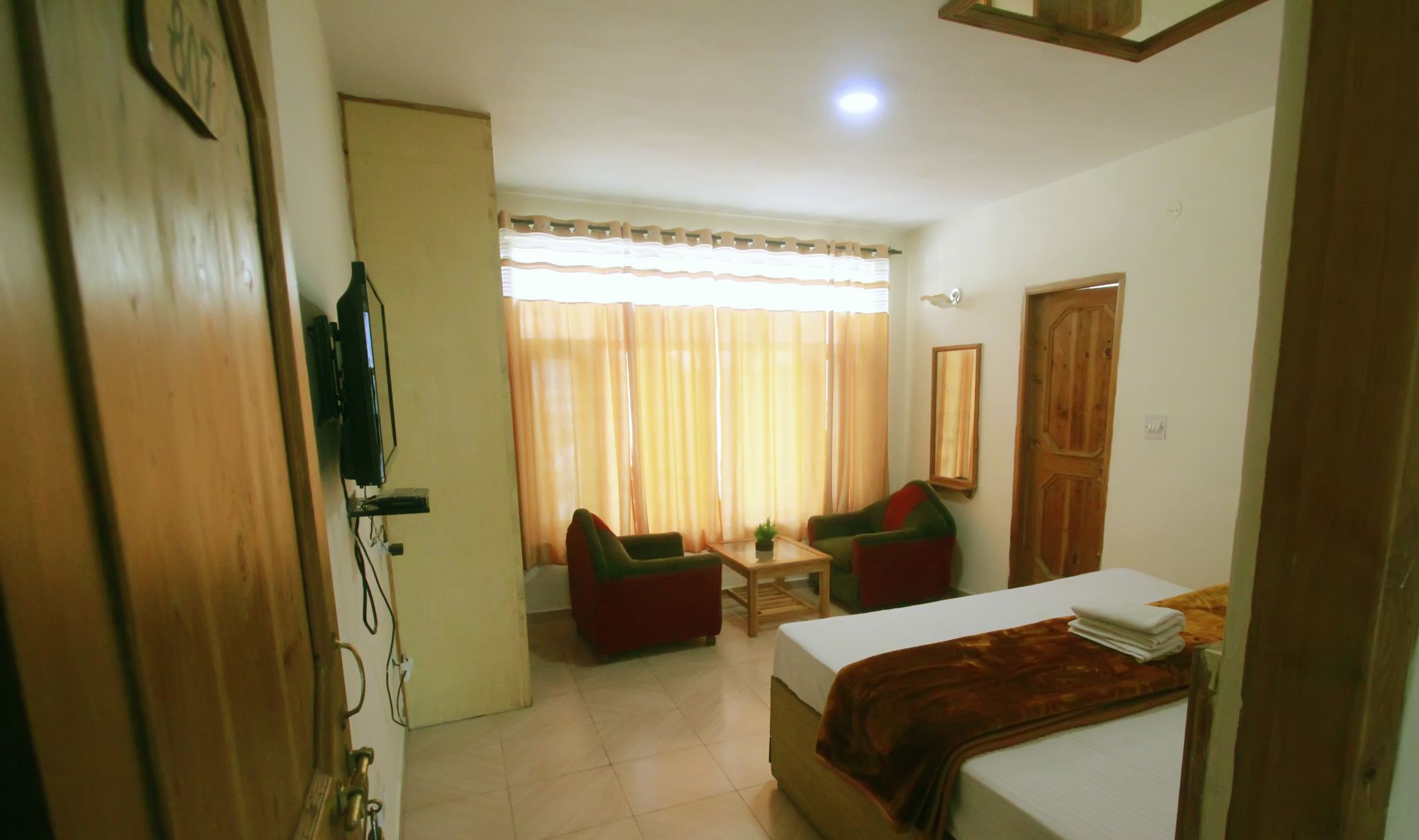 Hotel Chandertal Manali