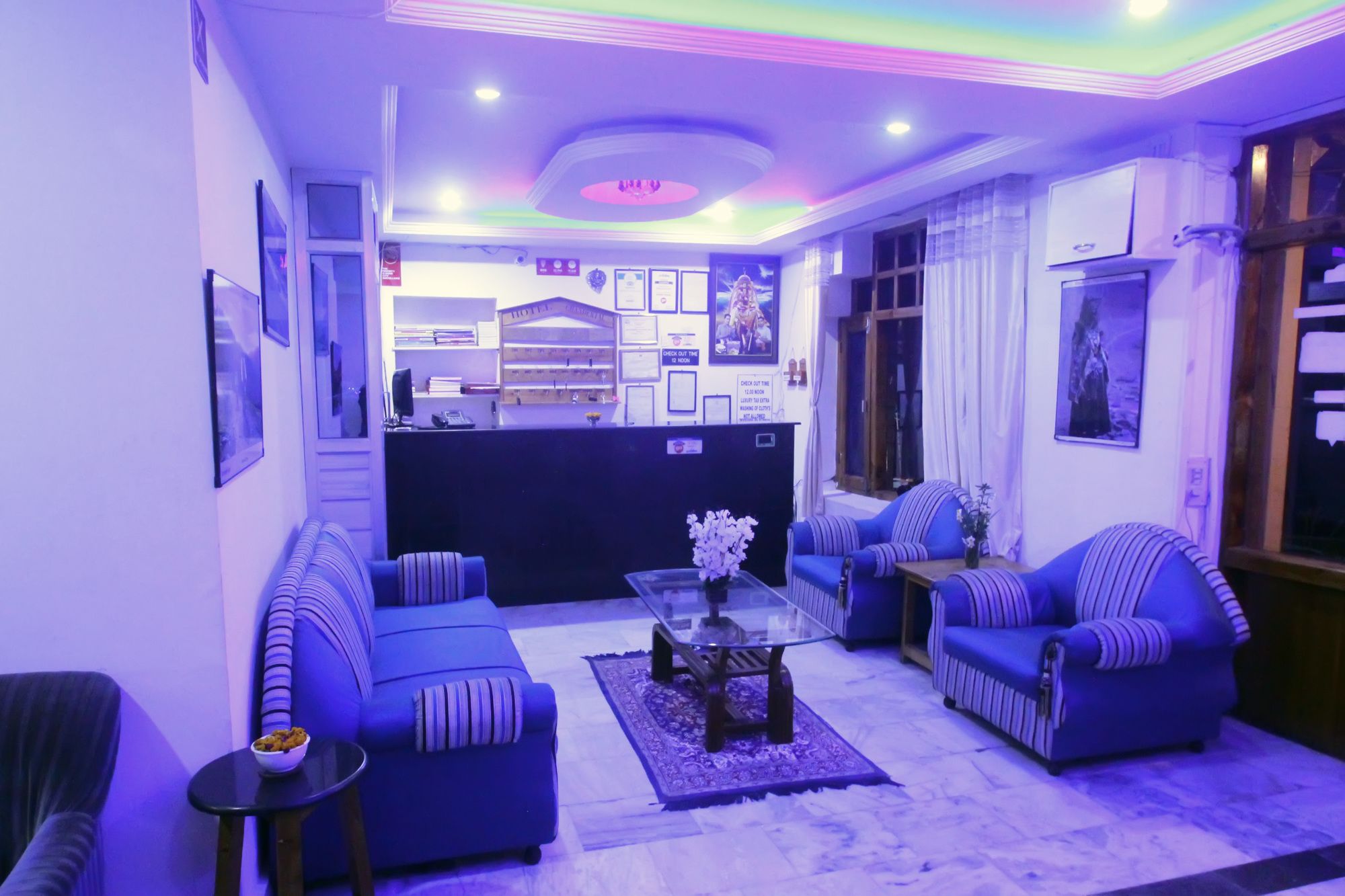 Hotel Chandertal Manali