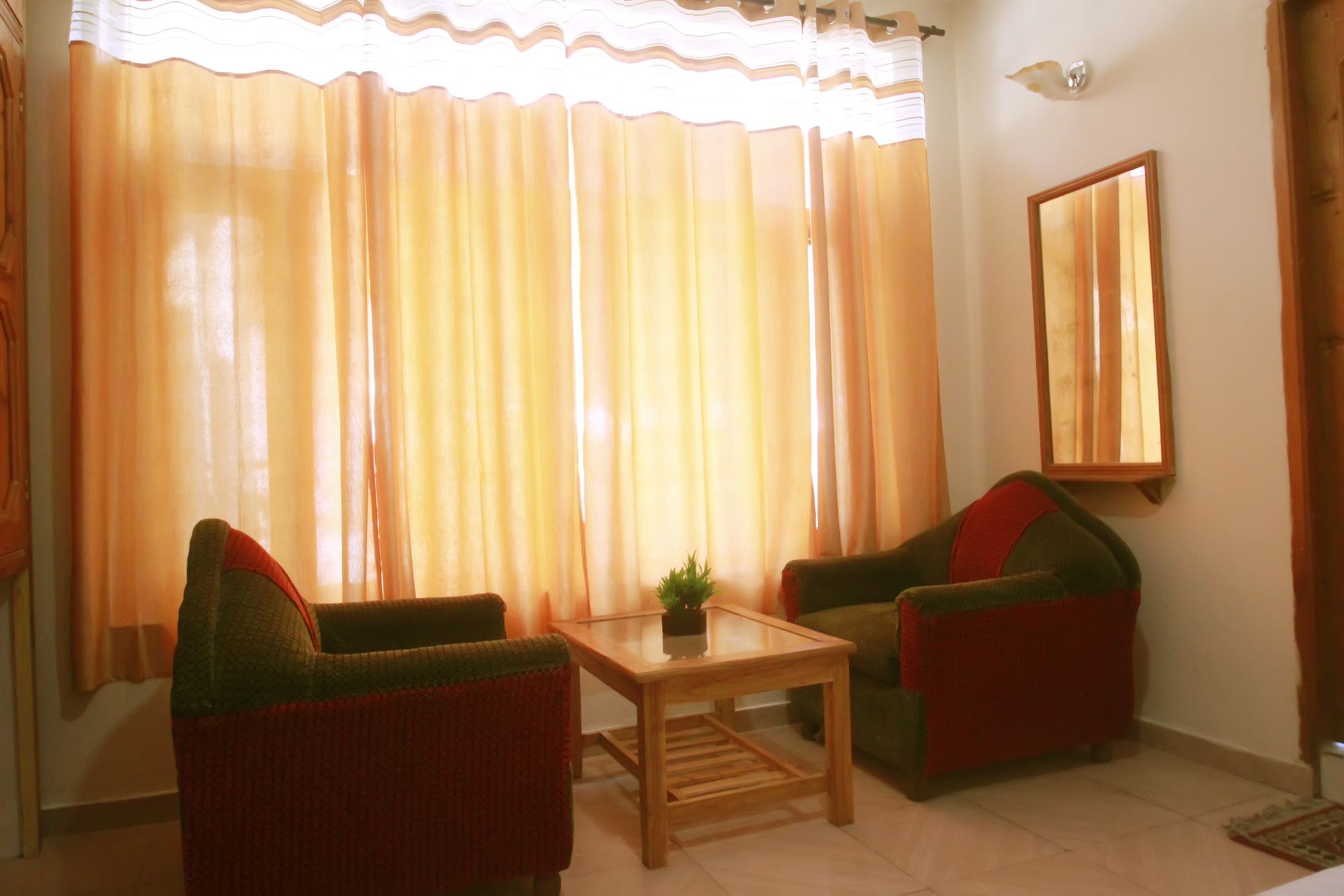 Hotel Chandertal Manali