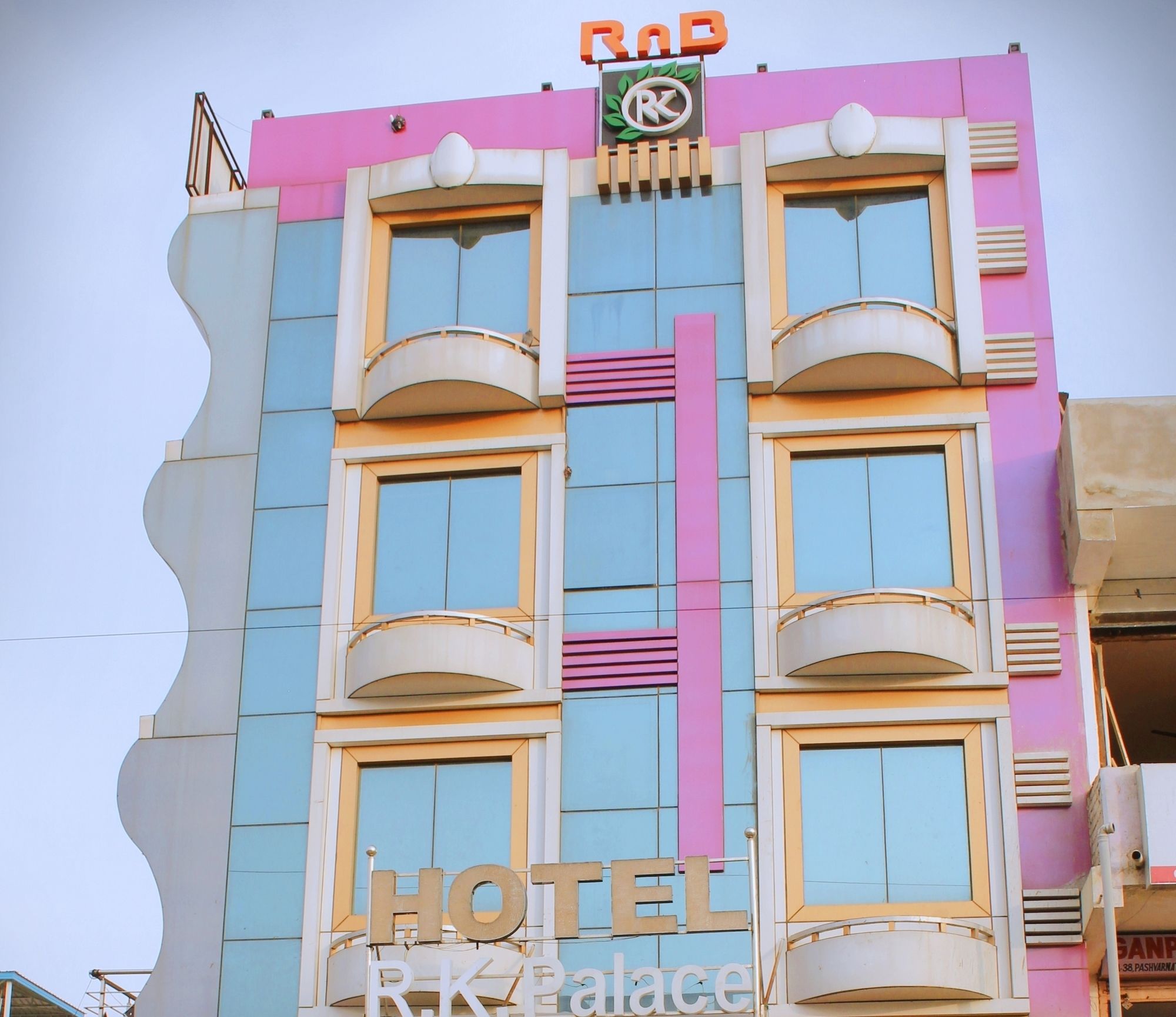 RnB R K Palace