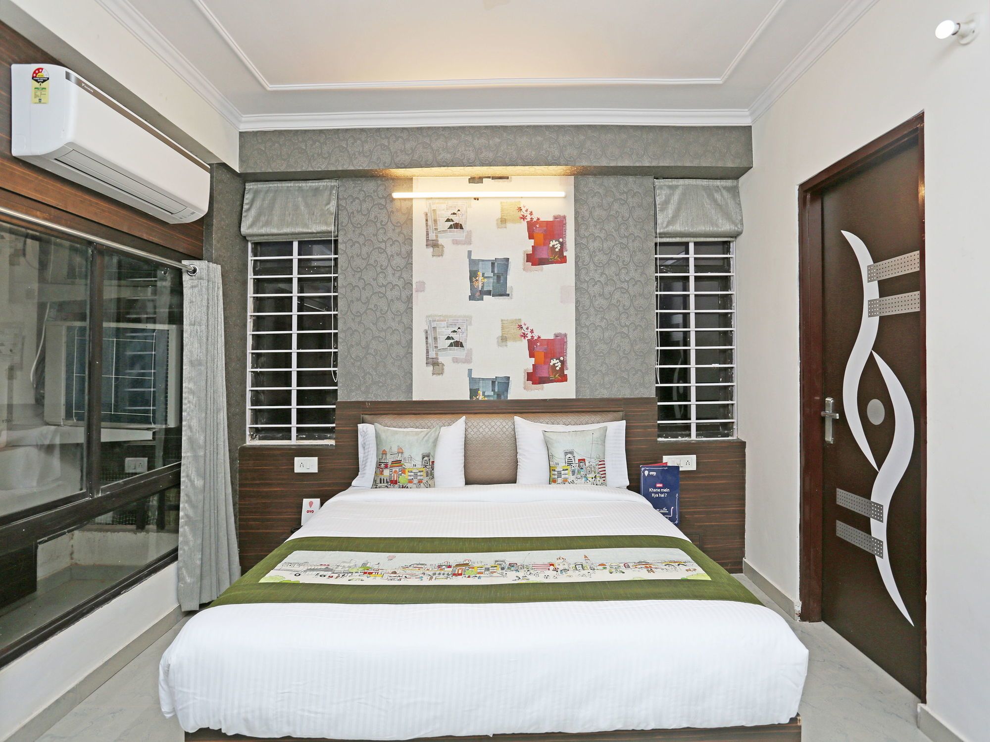 OYO 9596 Hotel Radha Nikunj Residency