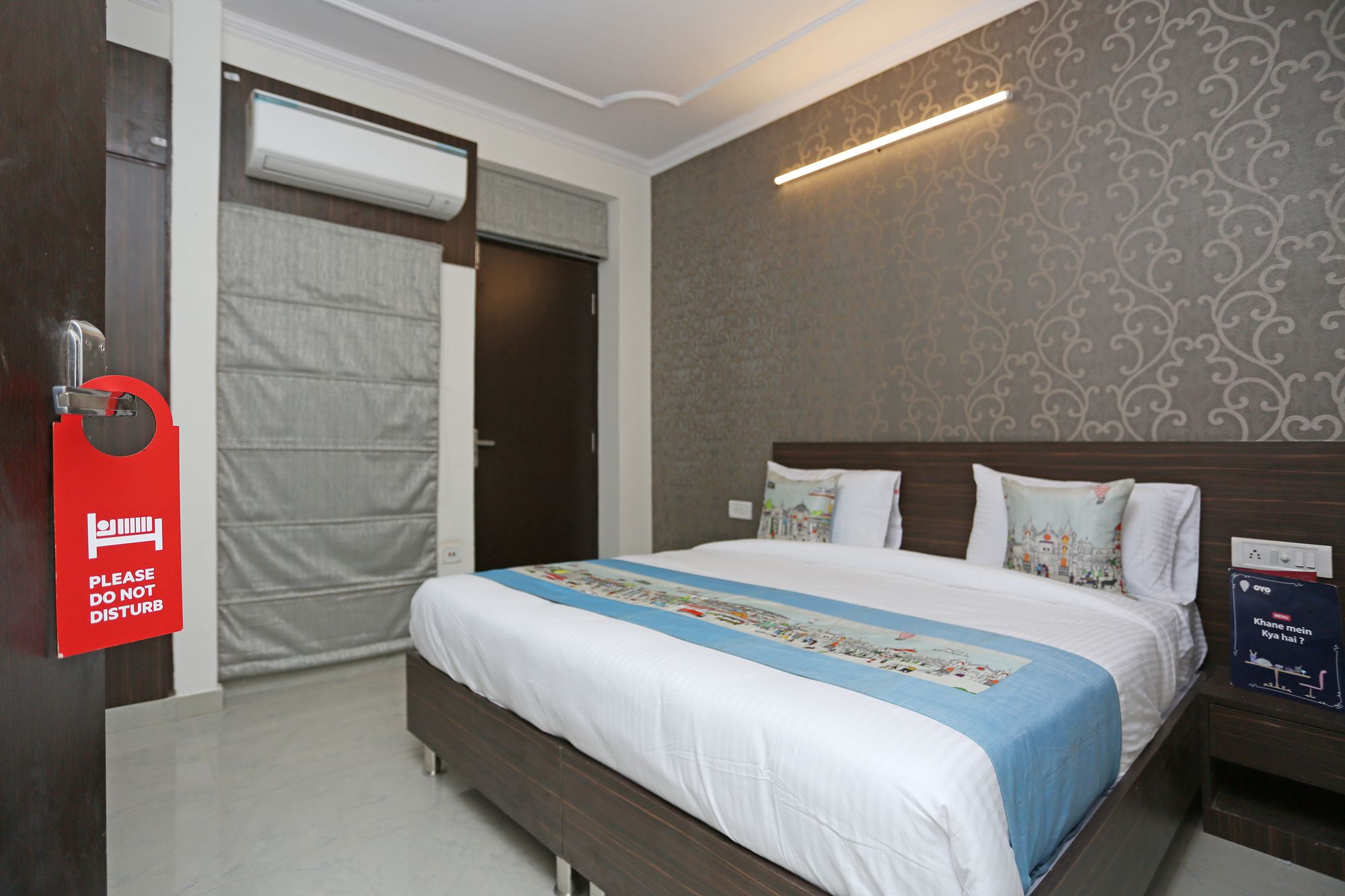 OYO 9596 Hotel Radha Nikunj Residency