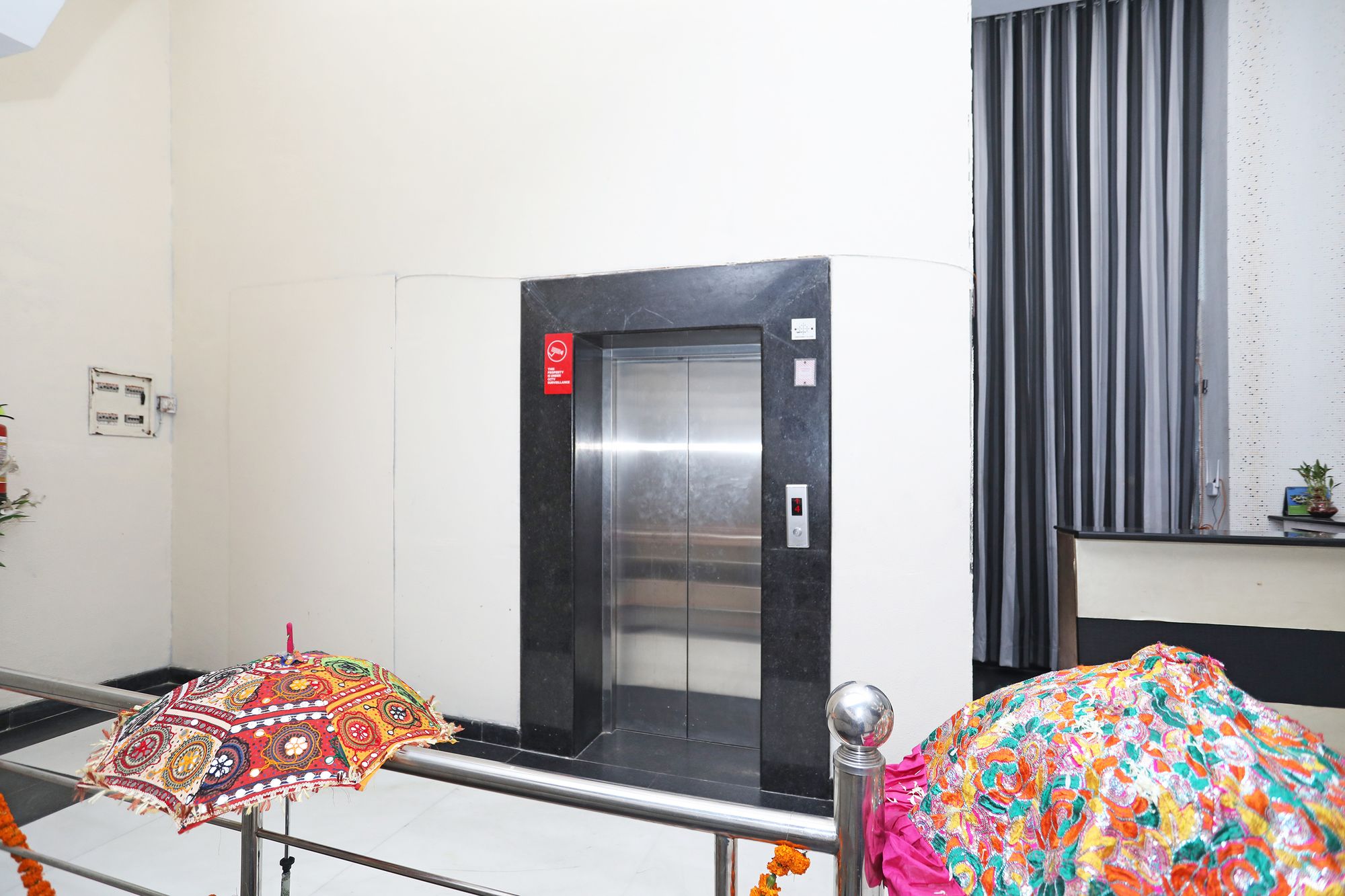 OYO 10325 Hotel Grand Harshal