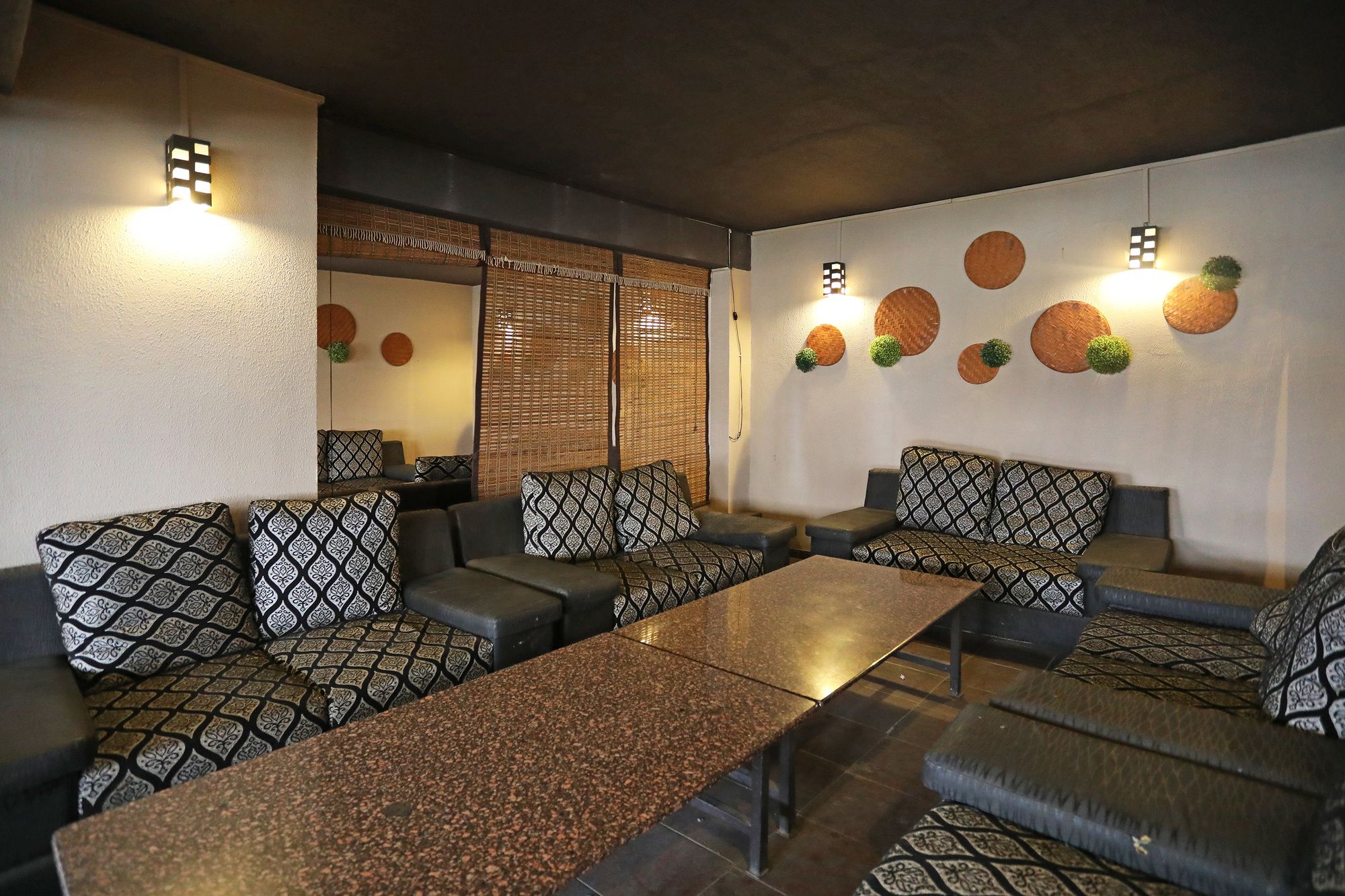 OYO 10325 Hotel Grand Harshal