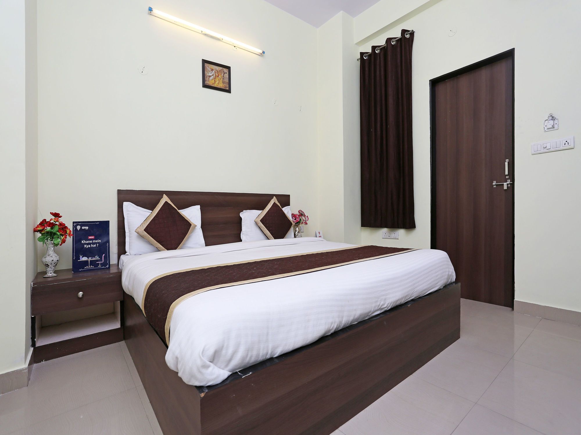 OYO 9649 Hotel RnB Select Vijay Palace