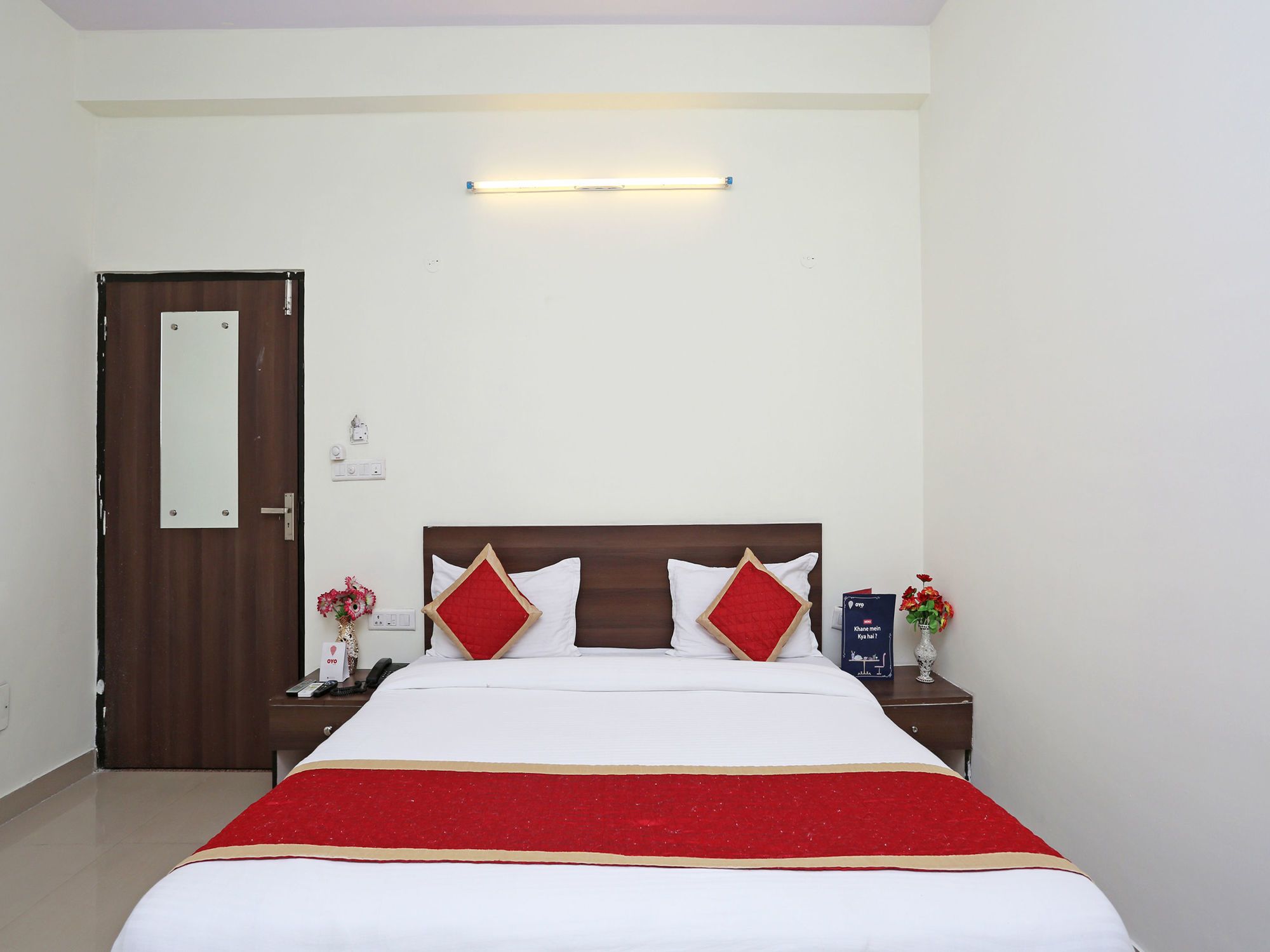 OYO 9649 Hotel RnB Select Vijay Palace
