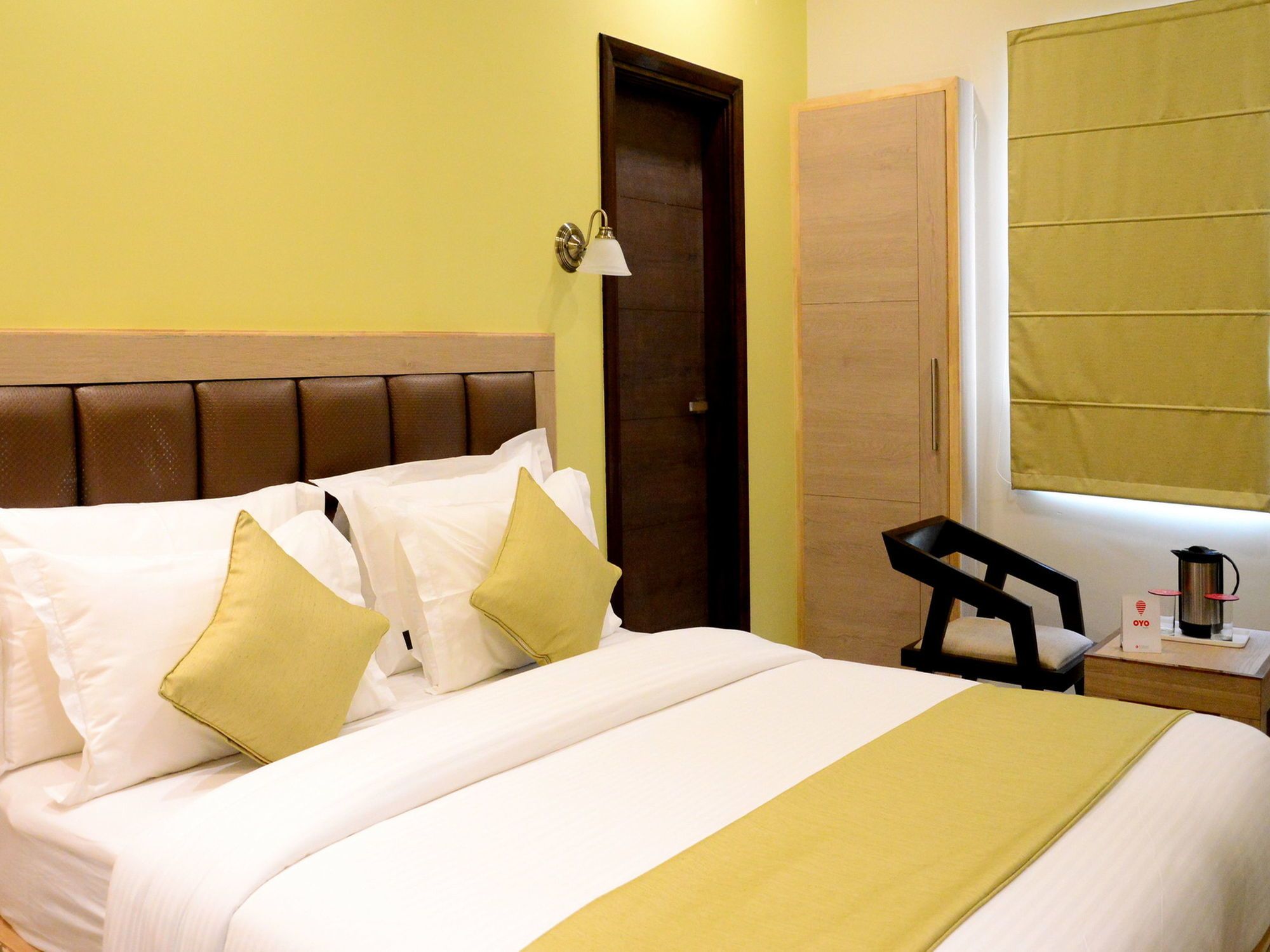 OYO 5723 Hotel Crown Jaipur