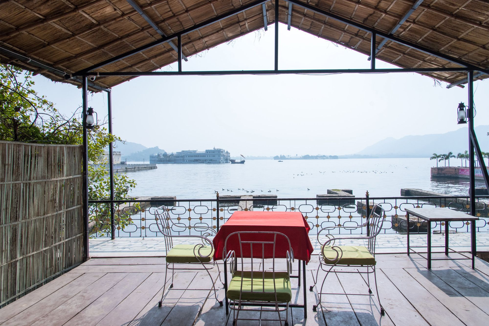 OYO 156 Hotel Lake Haveli