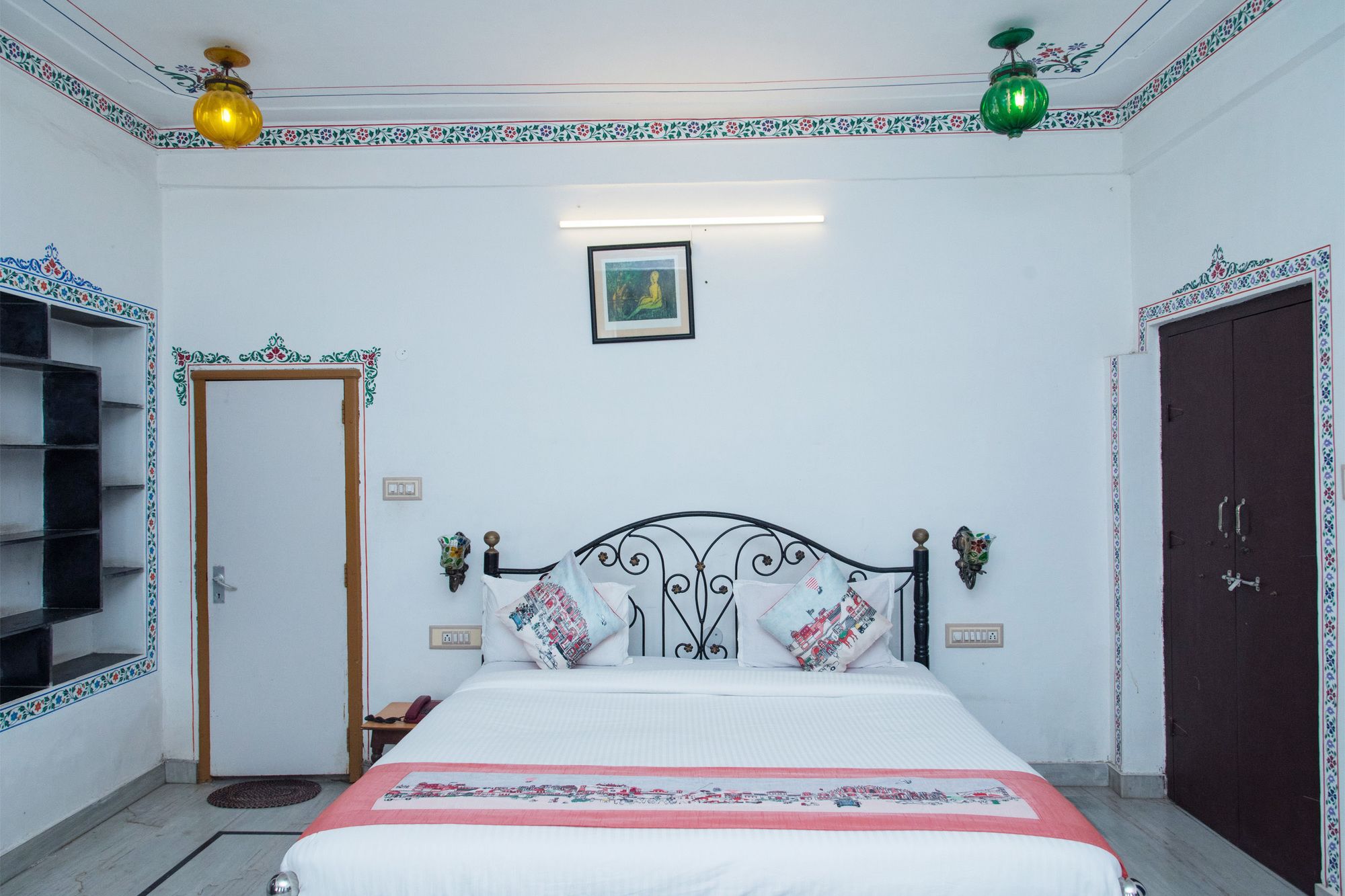 OYO 156 Hotel Lake Haveli