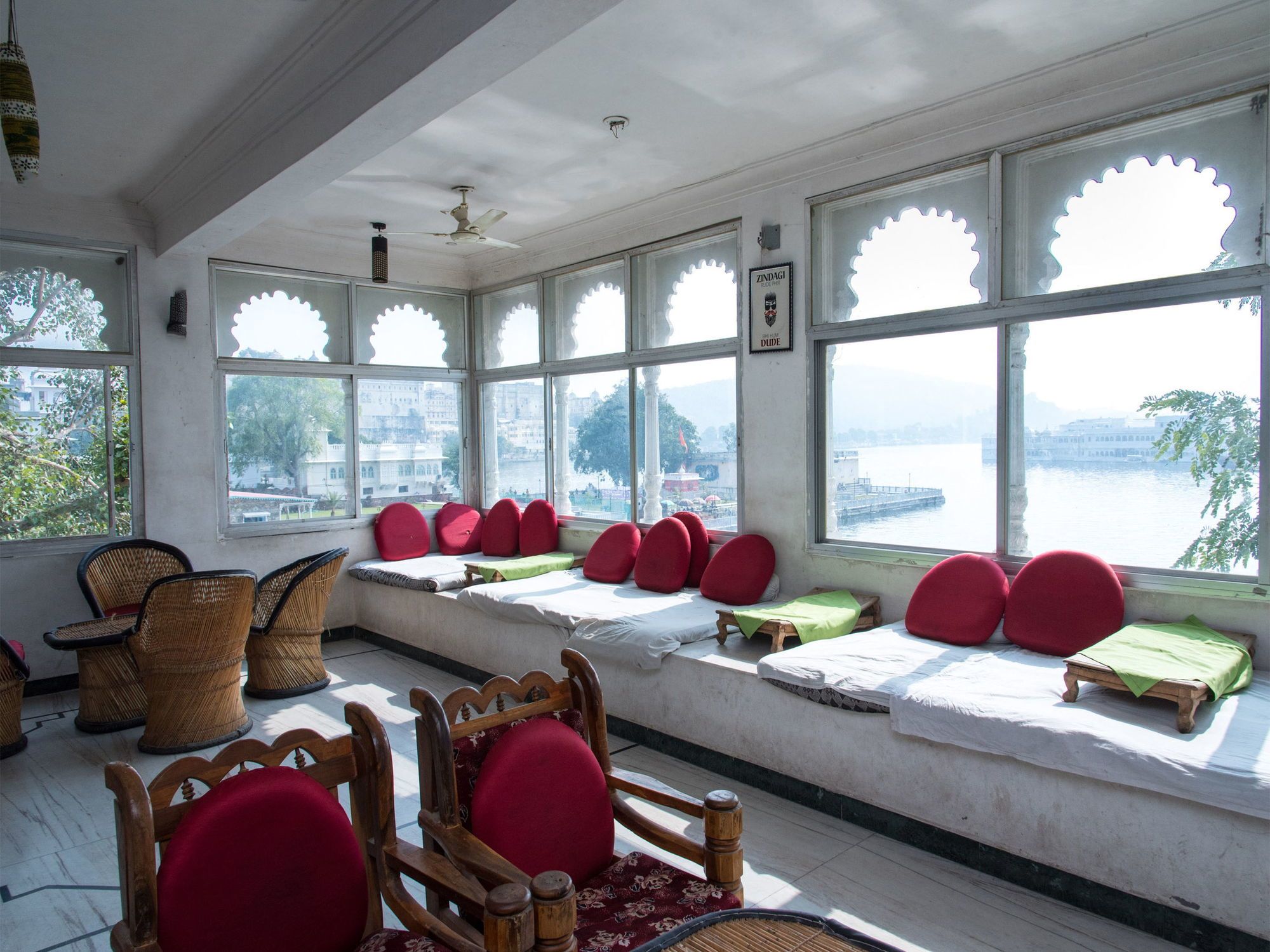 OYO 156 Hotel Lake Haveli