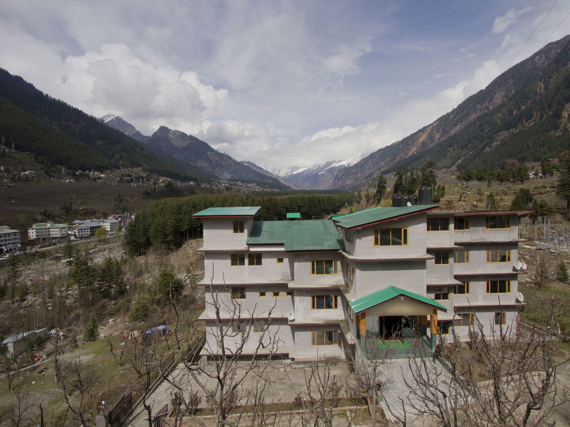 OYO 4581 Hotel Prini Palace
