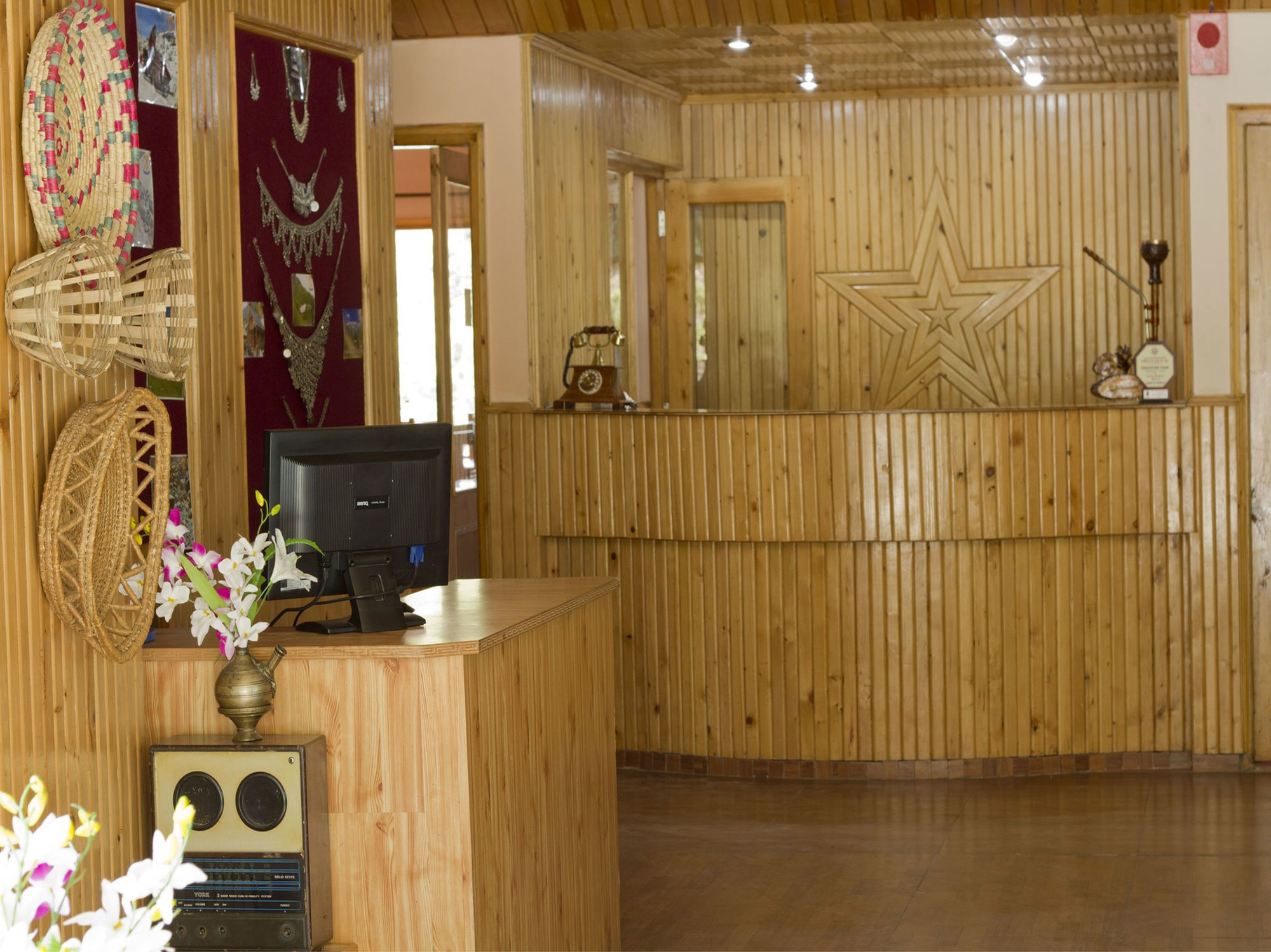 OYO 4581 Hotel Prini Palace