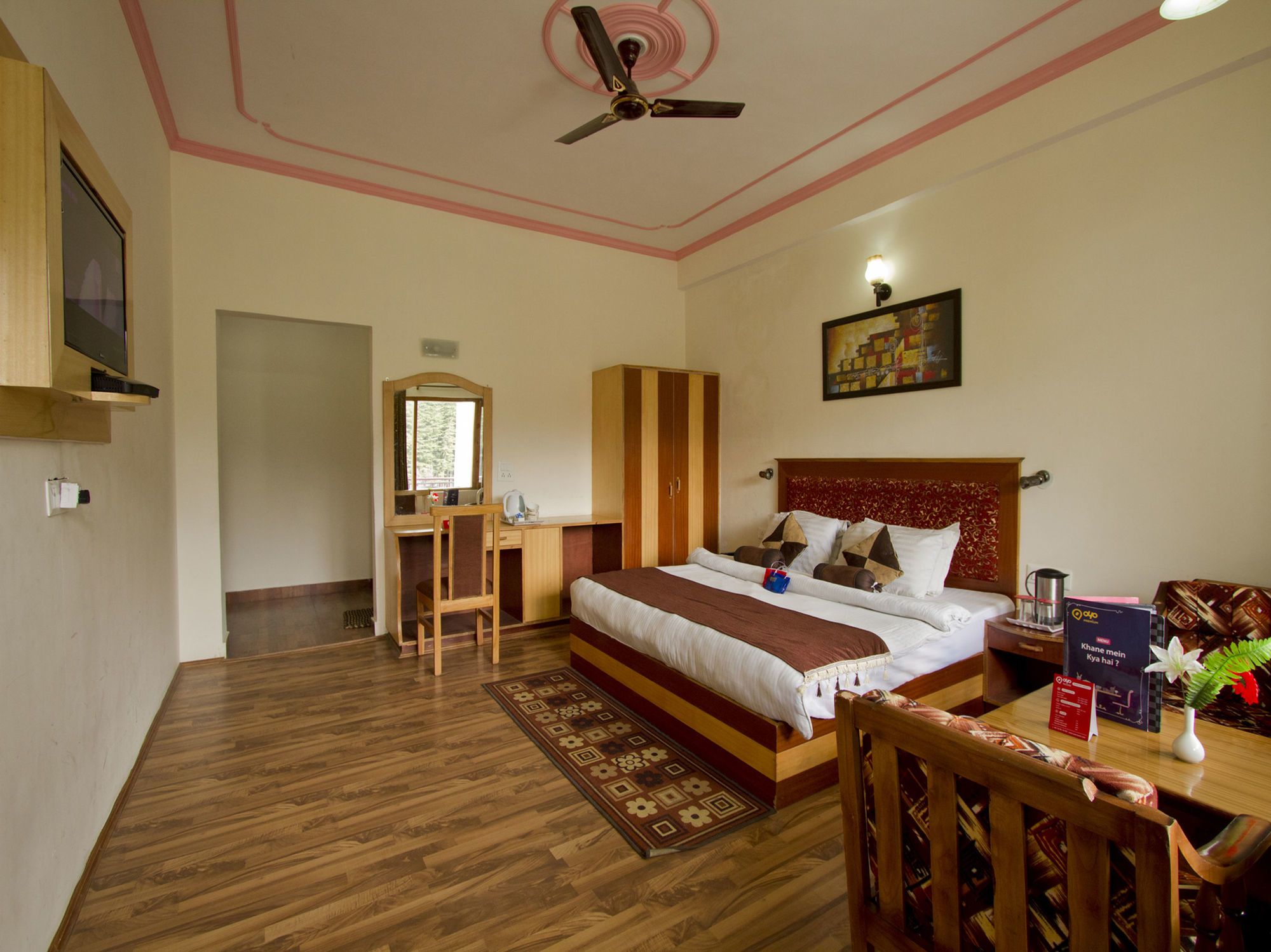 OYO 4581 Hotel Prini Palace