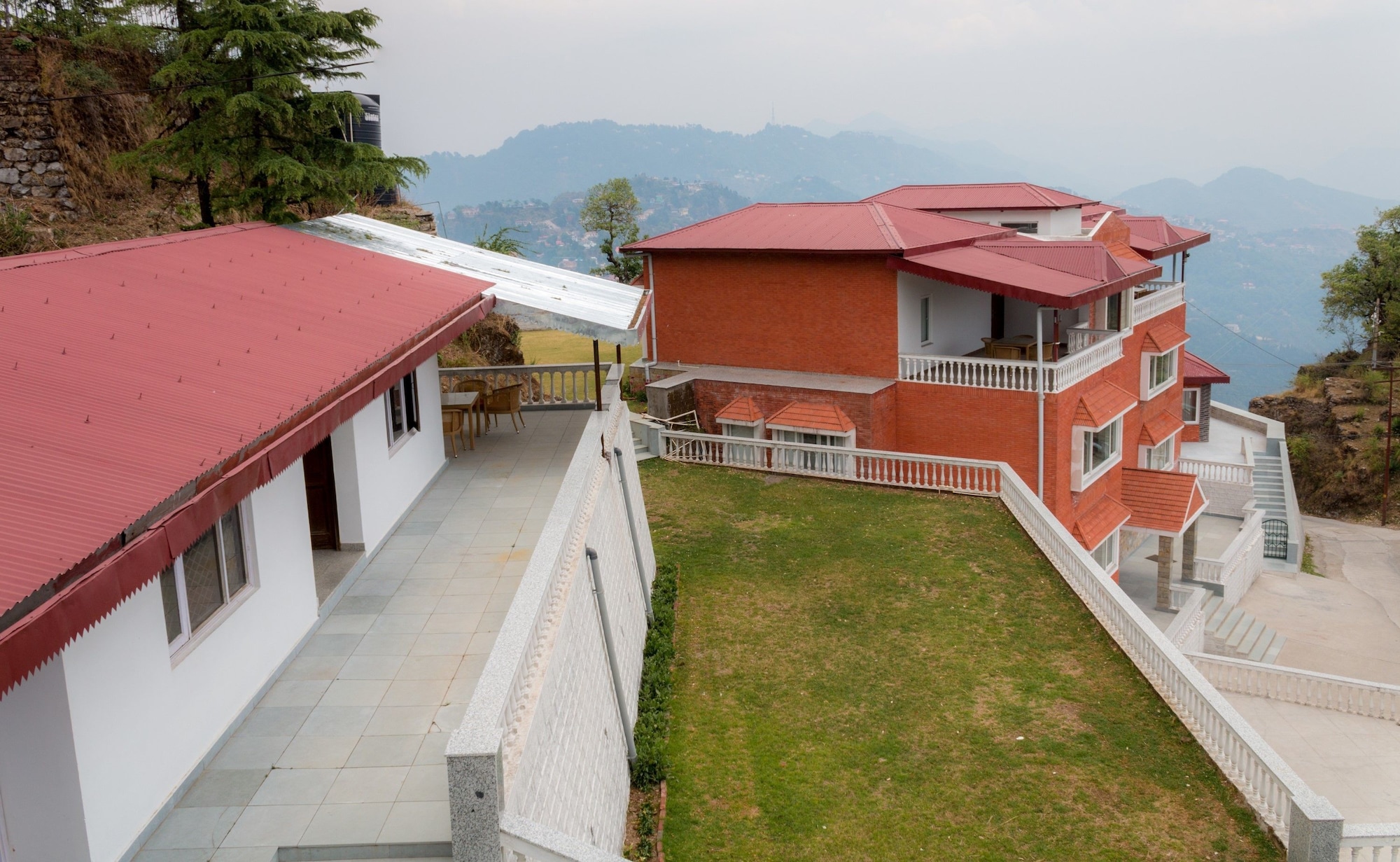V Resorts Albert Lodge Mussoorie