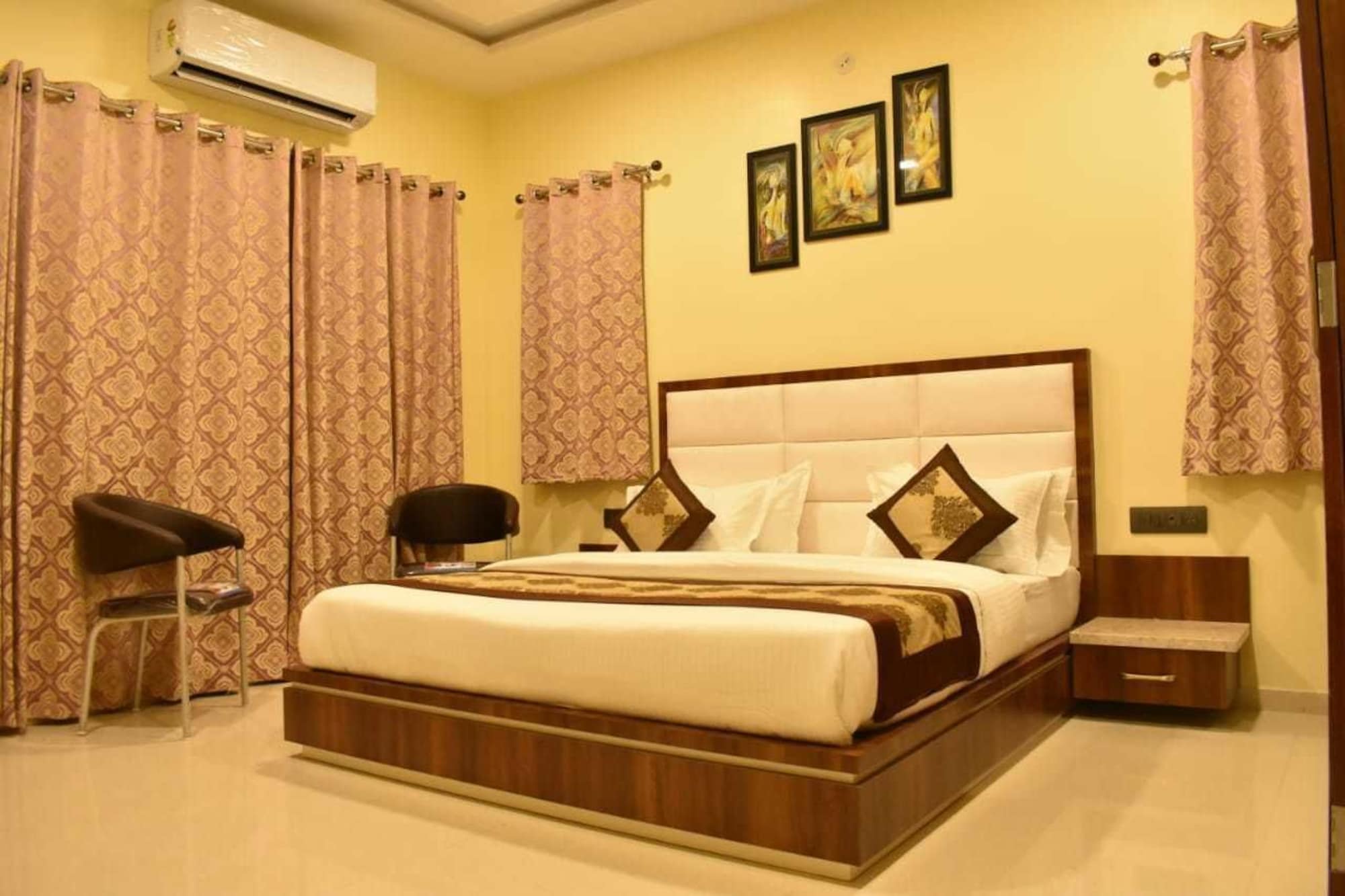 Grand Vinayak