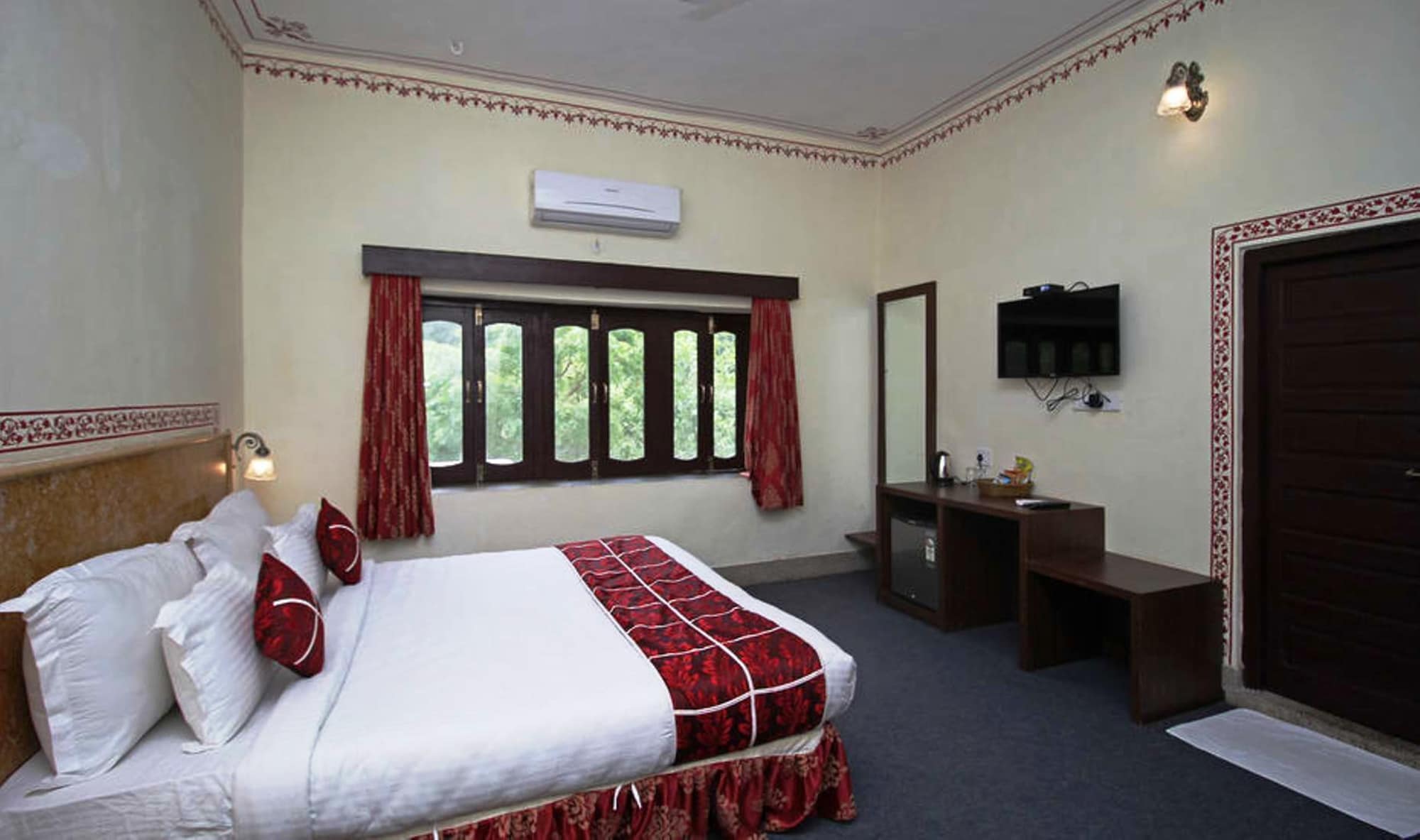 Z Hotels Janak Vilas