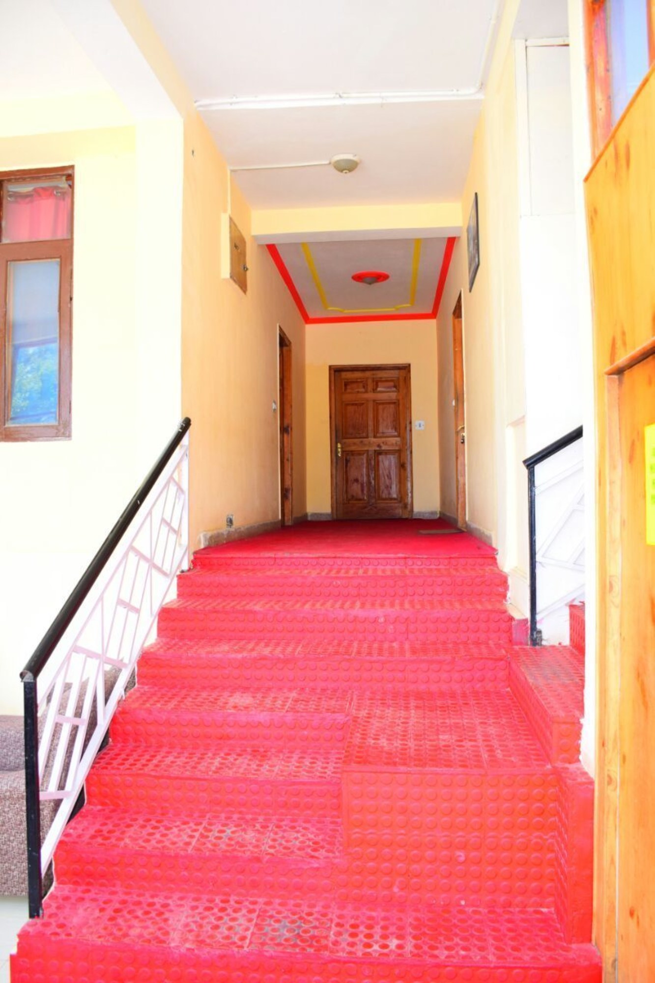 Suraj Inn