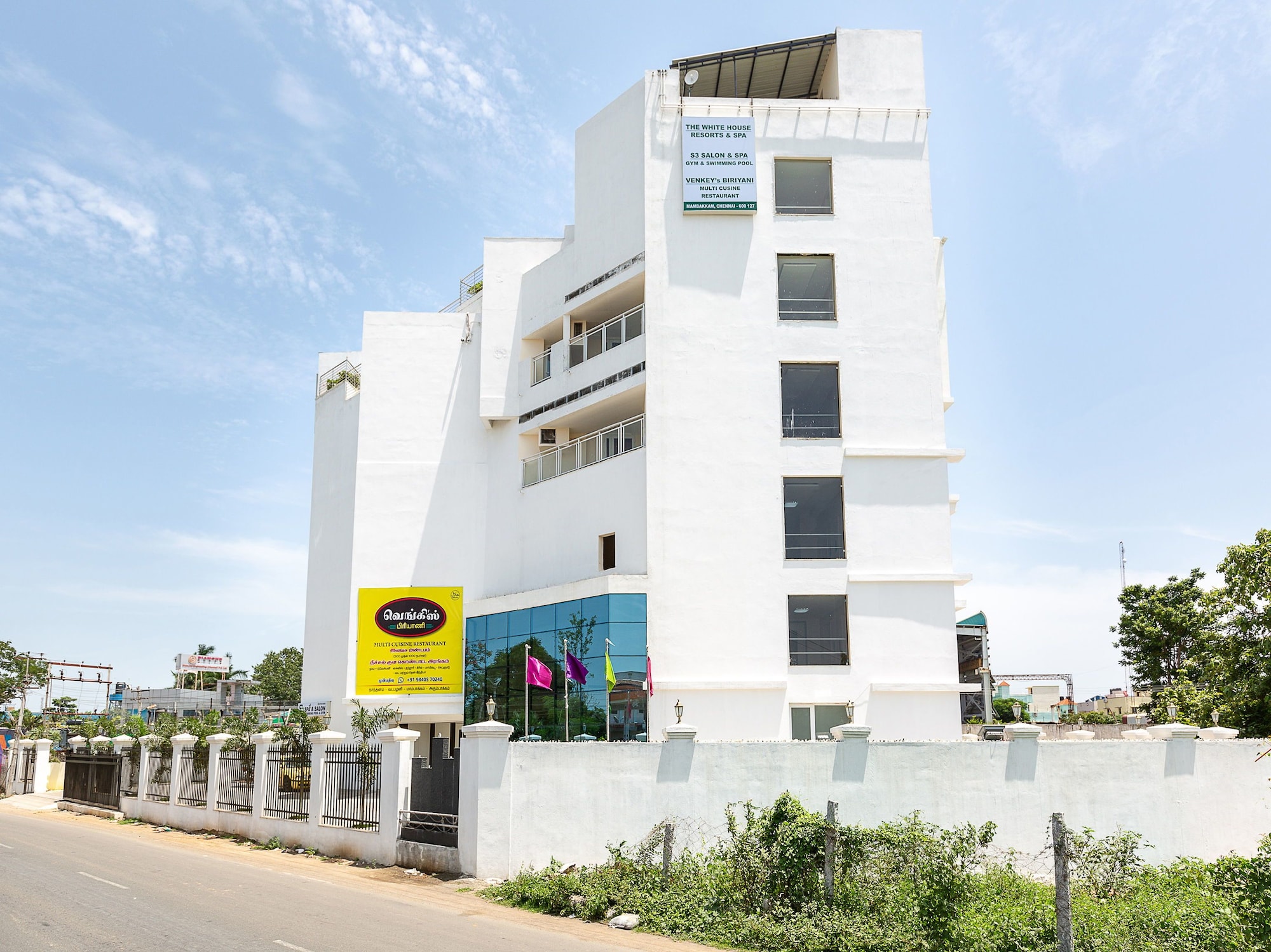 OYO 20021 Flagship Siruseri OMR
