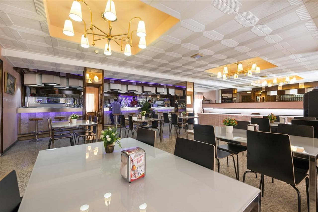Marisol Hotel