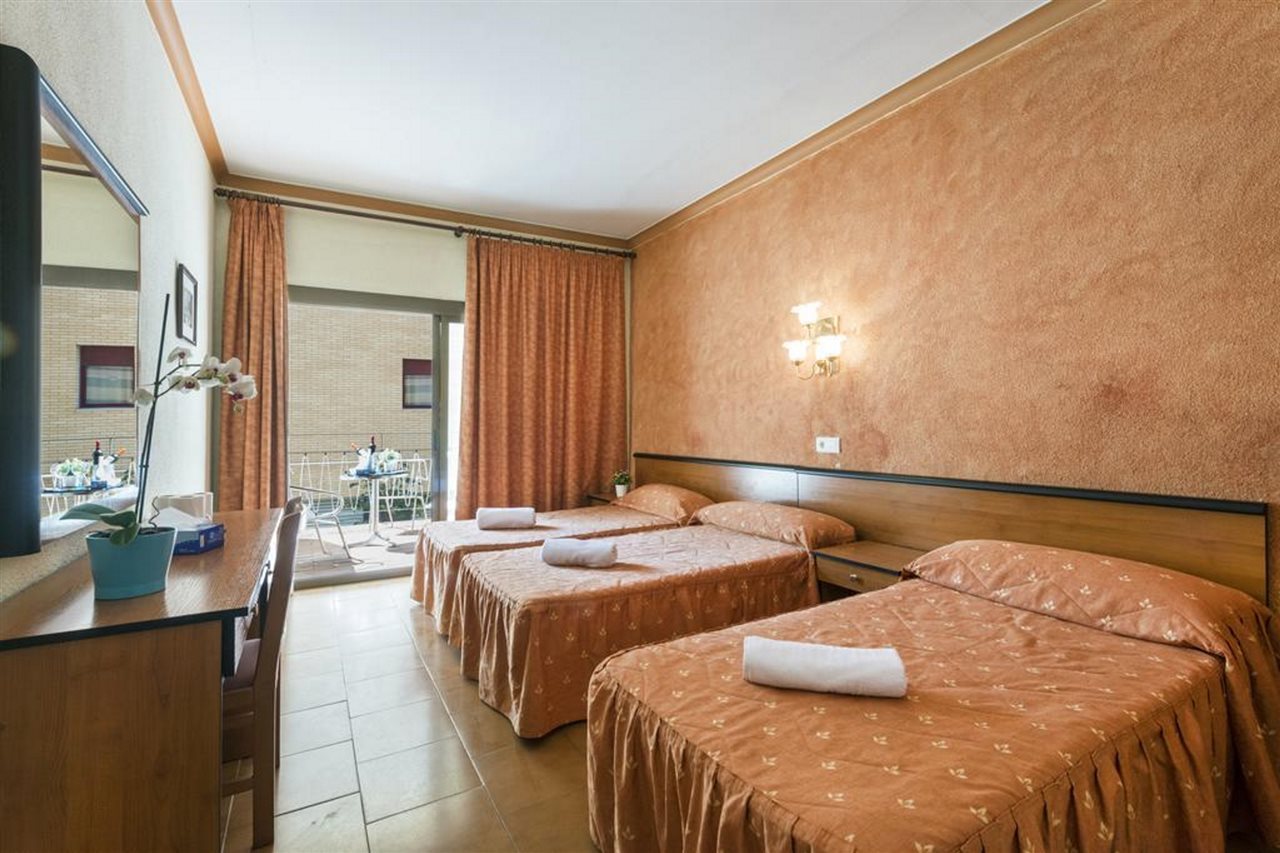 Marisol Hotel