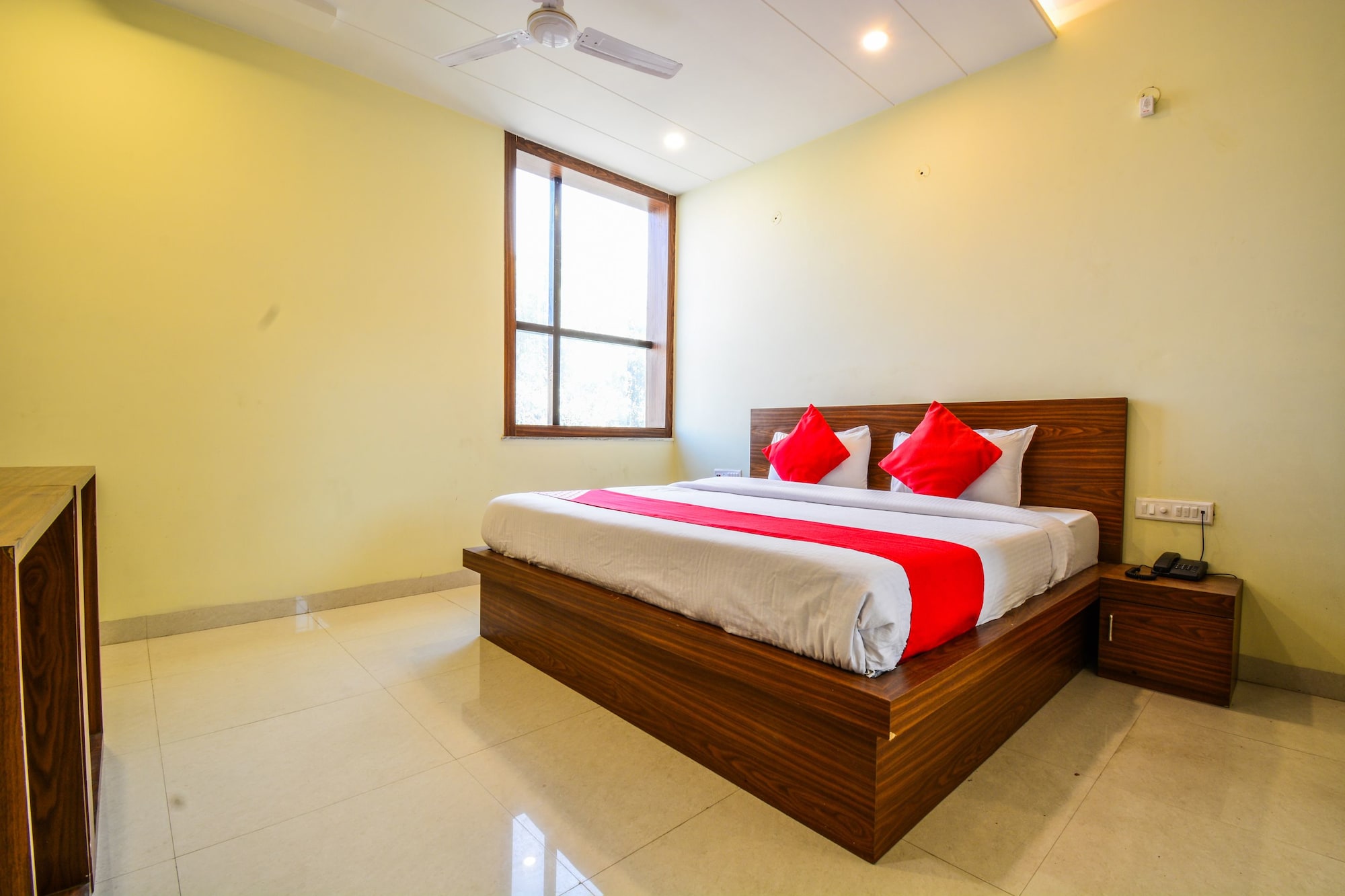 OYO 22204 Mark Inn