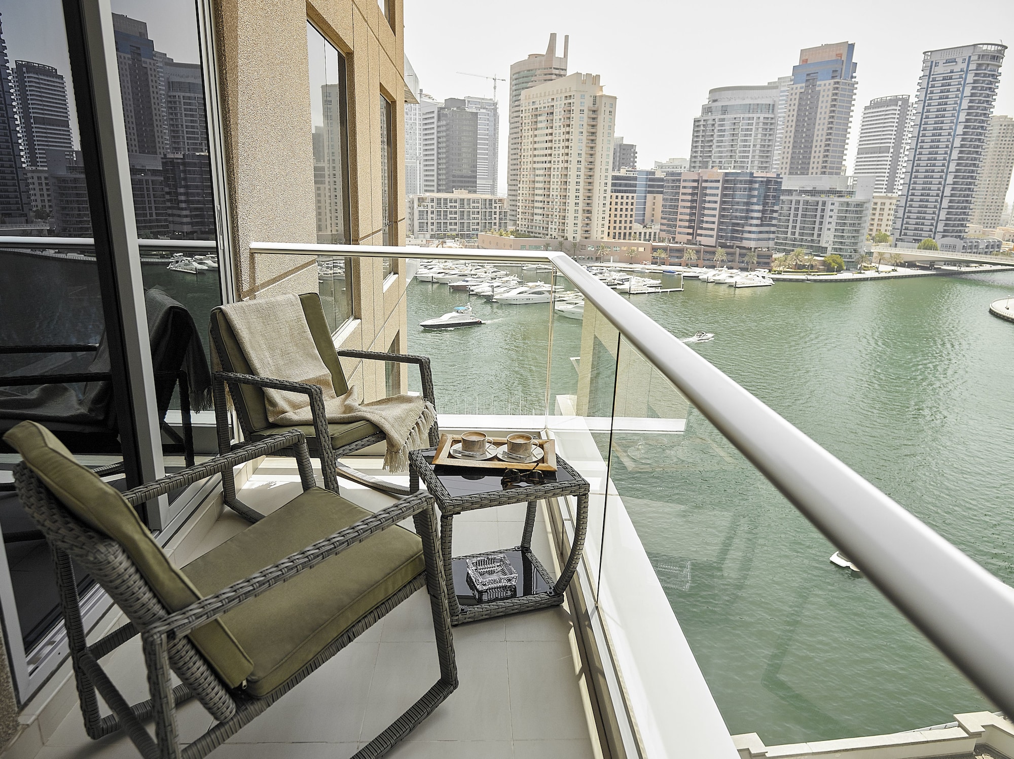 Dream Inn Dubai - Marina Promenade