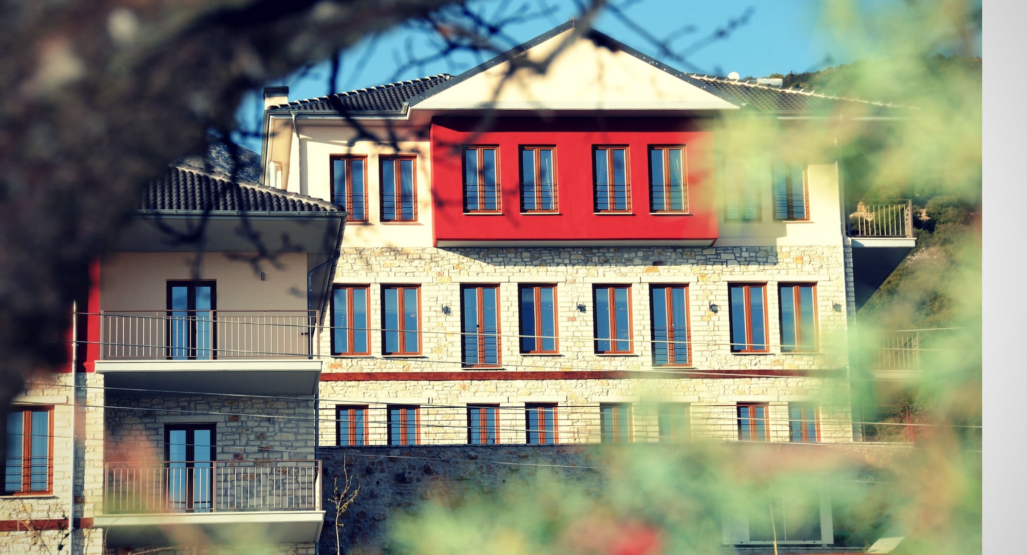 Arktos Mountain Hotel