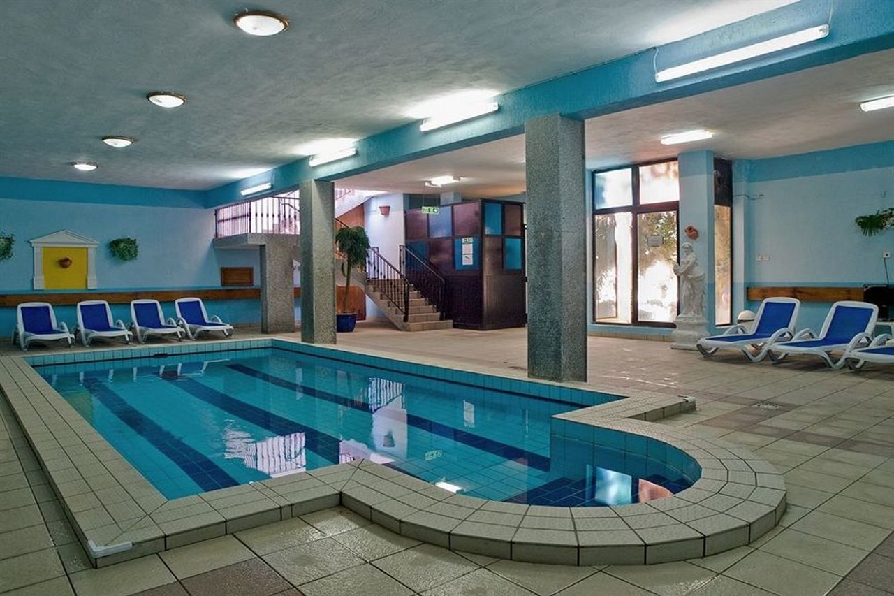 Canifor Hotel