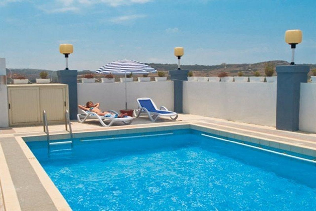 Coral Hotel