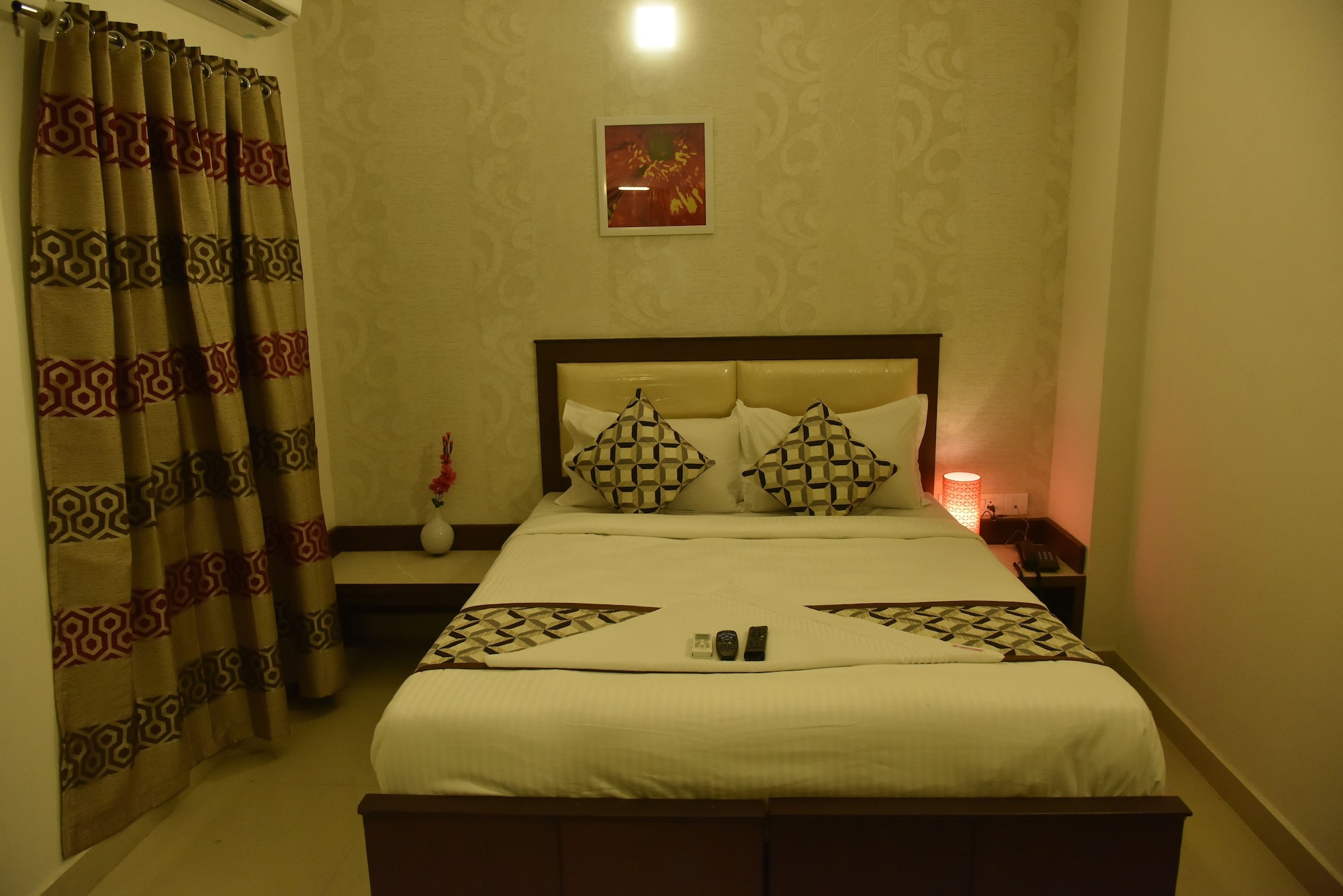 HOTEL WHITE PARK
