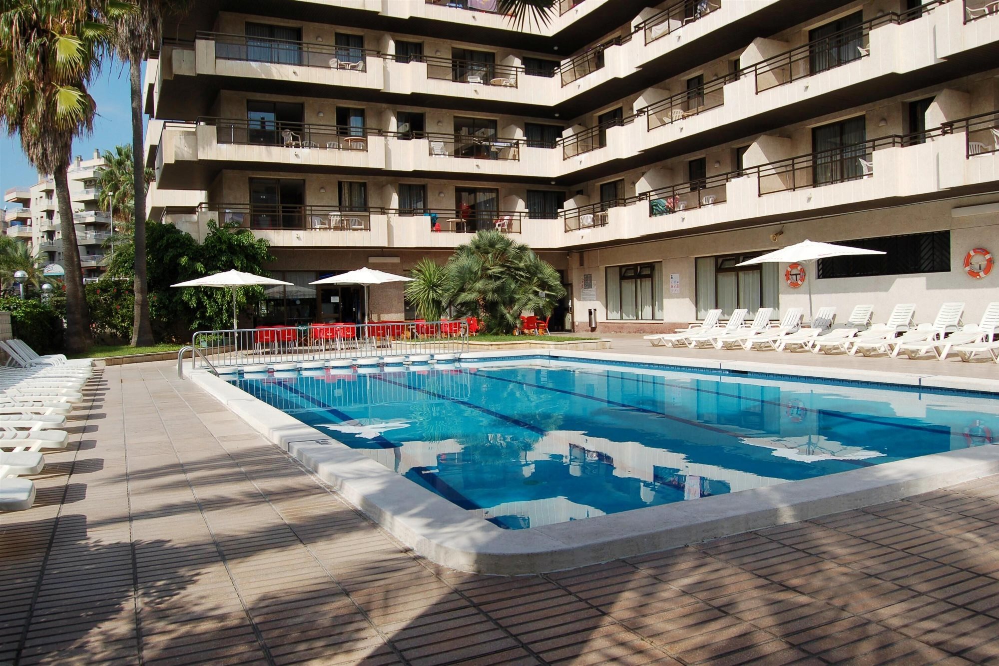 Cye Salou Apartments - Boka med Sembo