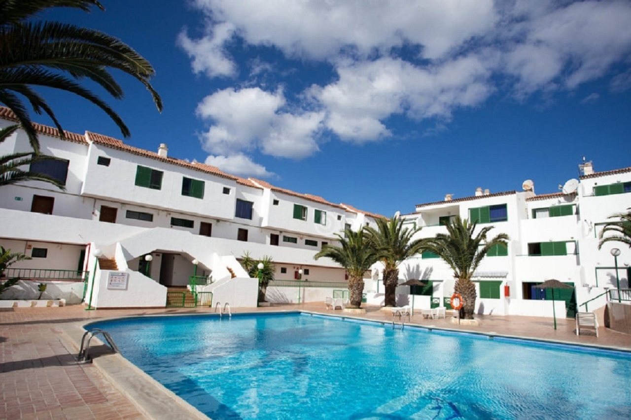 Alondras Park Aparthotel