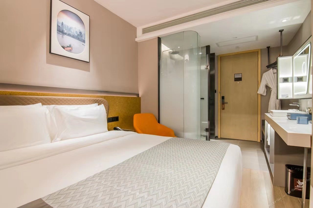 Sky Bird Hotel (Shanghai Hongqiao Airport)