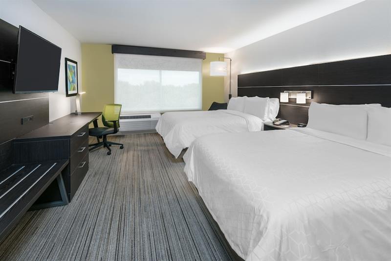 Holiday Inn Express & Suites Houston SW - Missouri City in Sugar Land!