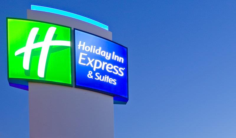 Holiday Inn Express & Suites Shawnee Kansas City West in Overland Park!