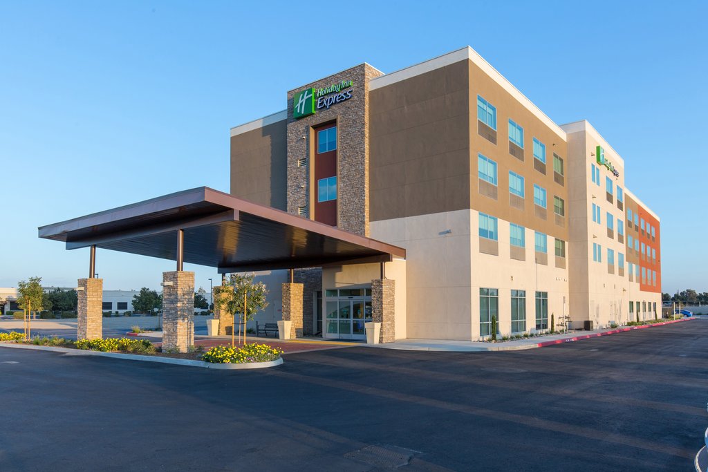 Holiday Inn Express Visalia in Visalia!