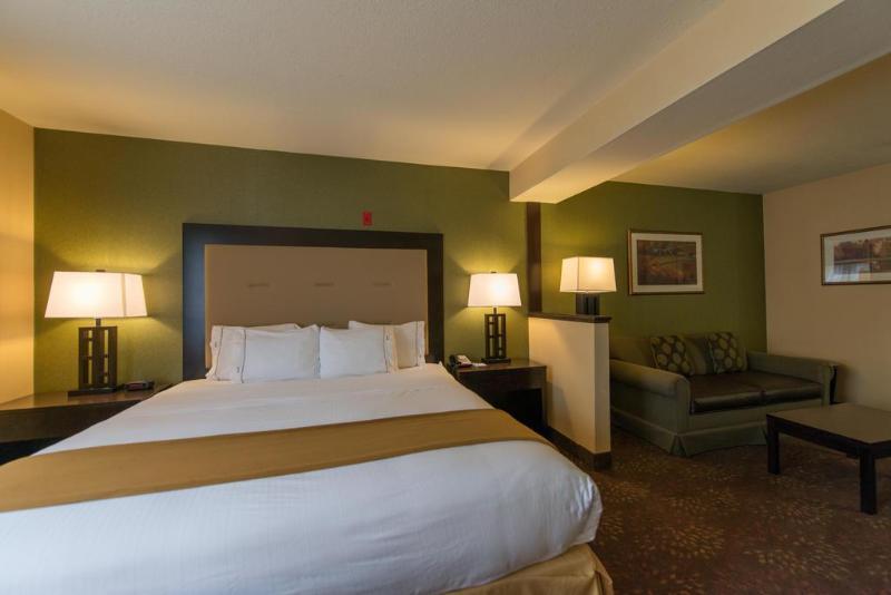 Holiday Inn Express Portland East - Troutdale in Gresham!