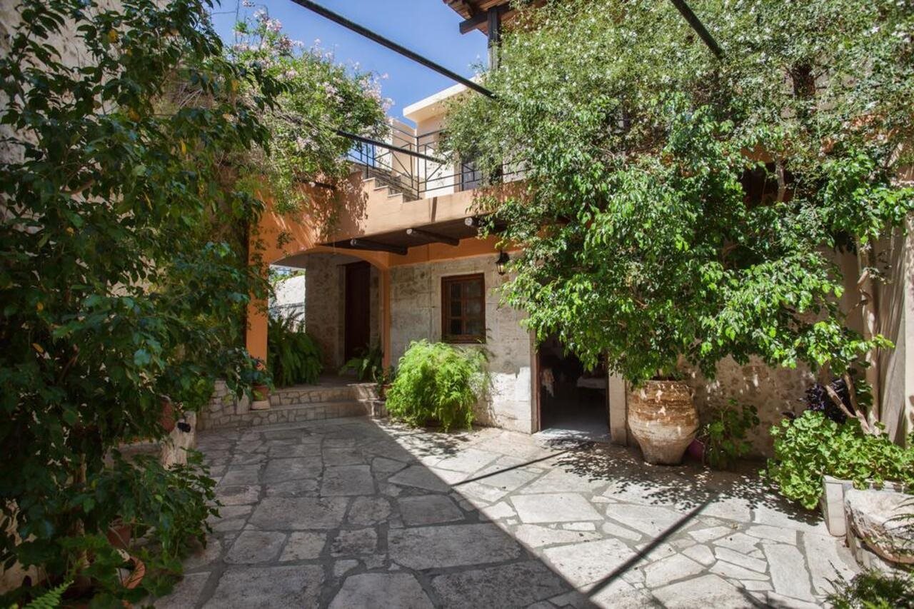 VILLA AIMILIA