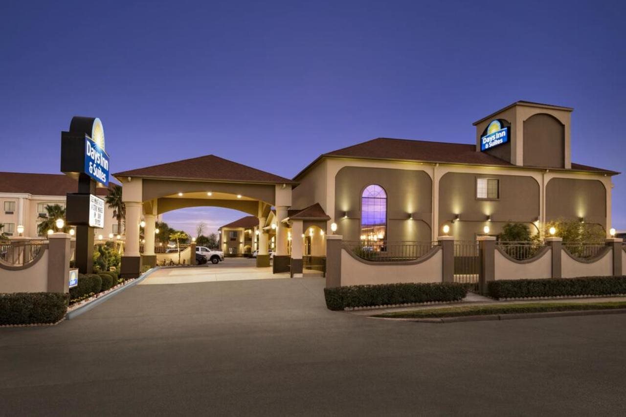 Days Inn and Suites Houston Hobby Airport in Pearland!