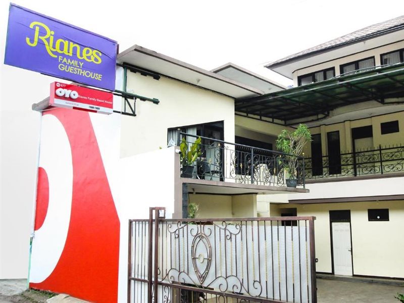 OYO 677 Rianes Family Guest House