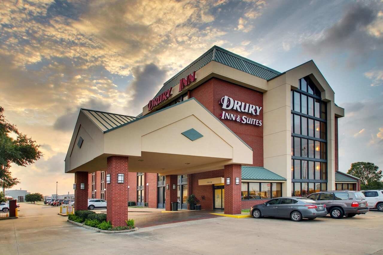 Sonesta Essential Houston Hobby Airport