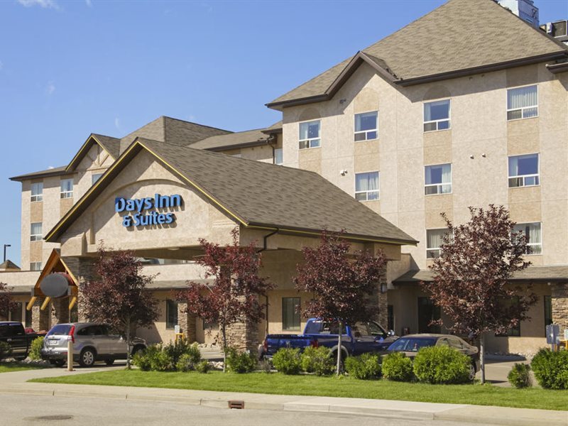 Days Inn and Suites West Edmonton in Edmonton!