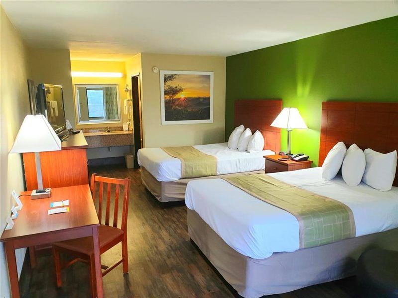 Days Inn Chattanooga Lookout Mountain West in Chattanooga!