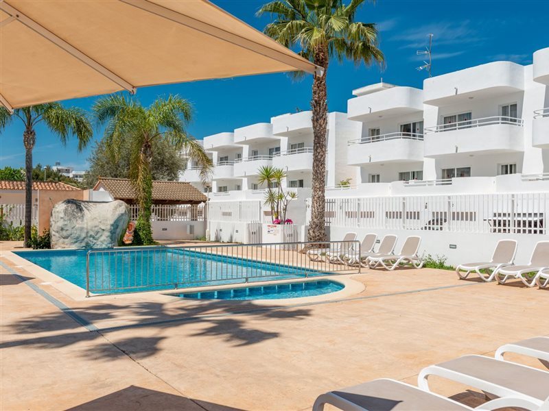 Olive Beach Apartments