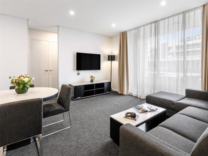 Meriton Suites Zetland