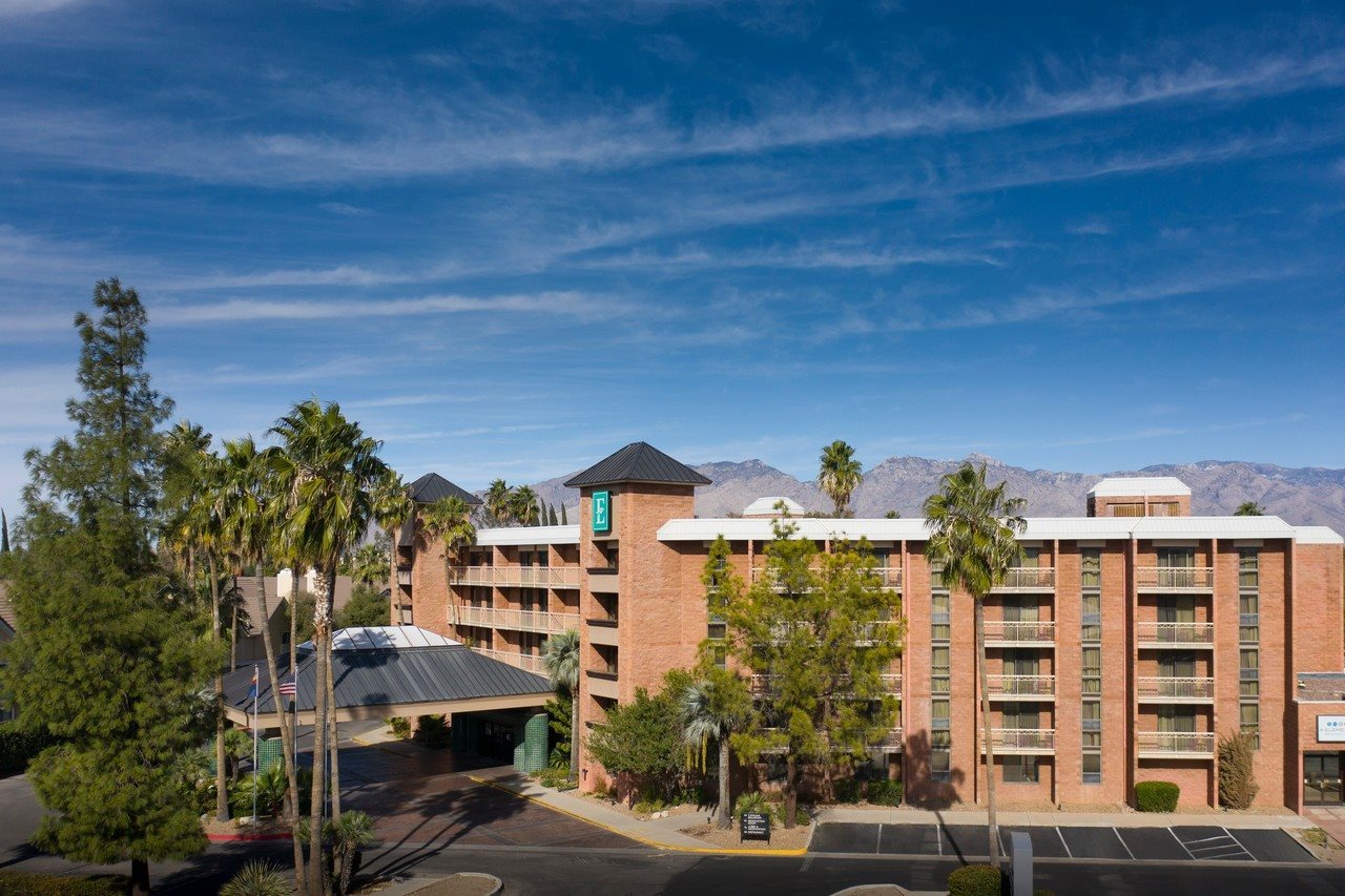 Embassy Suites by Hilton Tucson East (ex Radisson Suites Tucson) in Tucson!