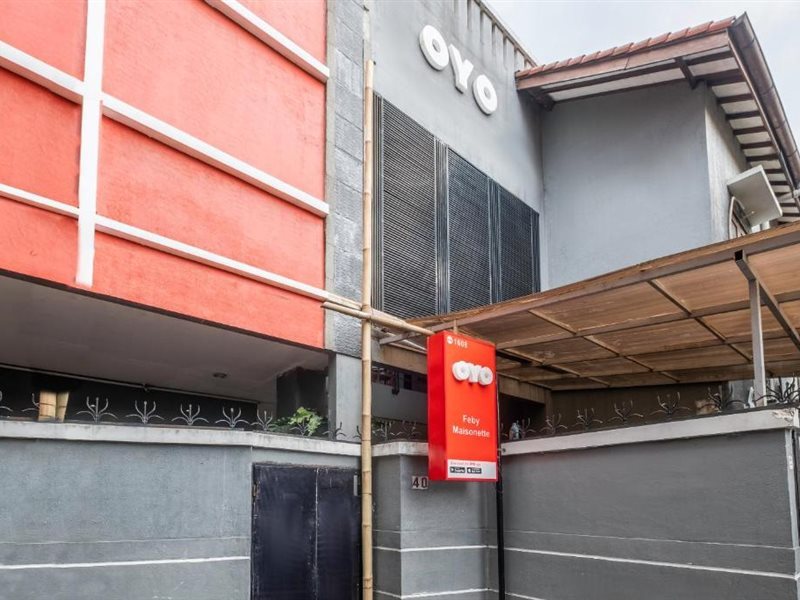 OYO 1608 Feby Maisonatte