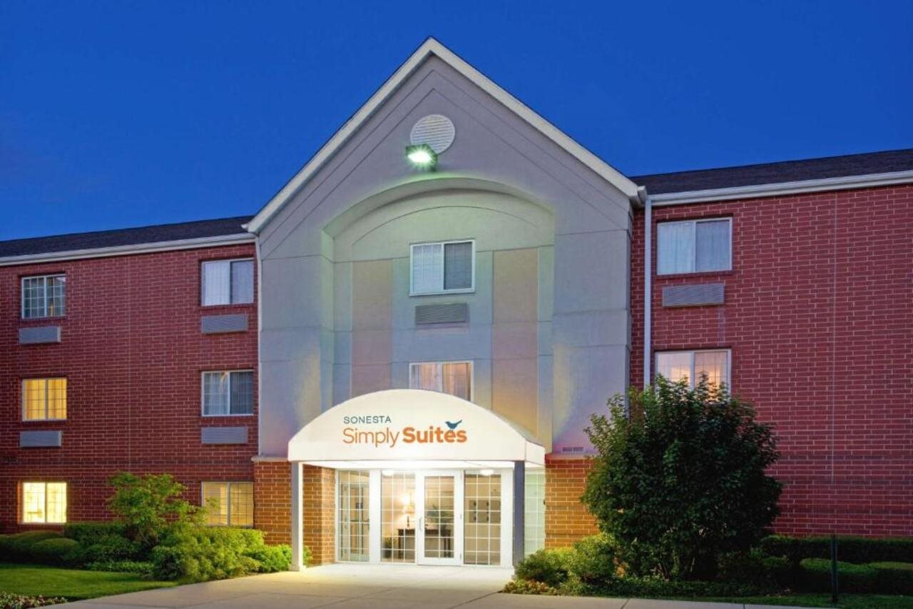 Sonesta Simply Suites Chicago Naperville (ex Candlewood Suites) in Naperville!